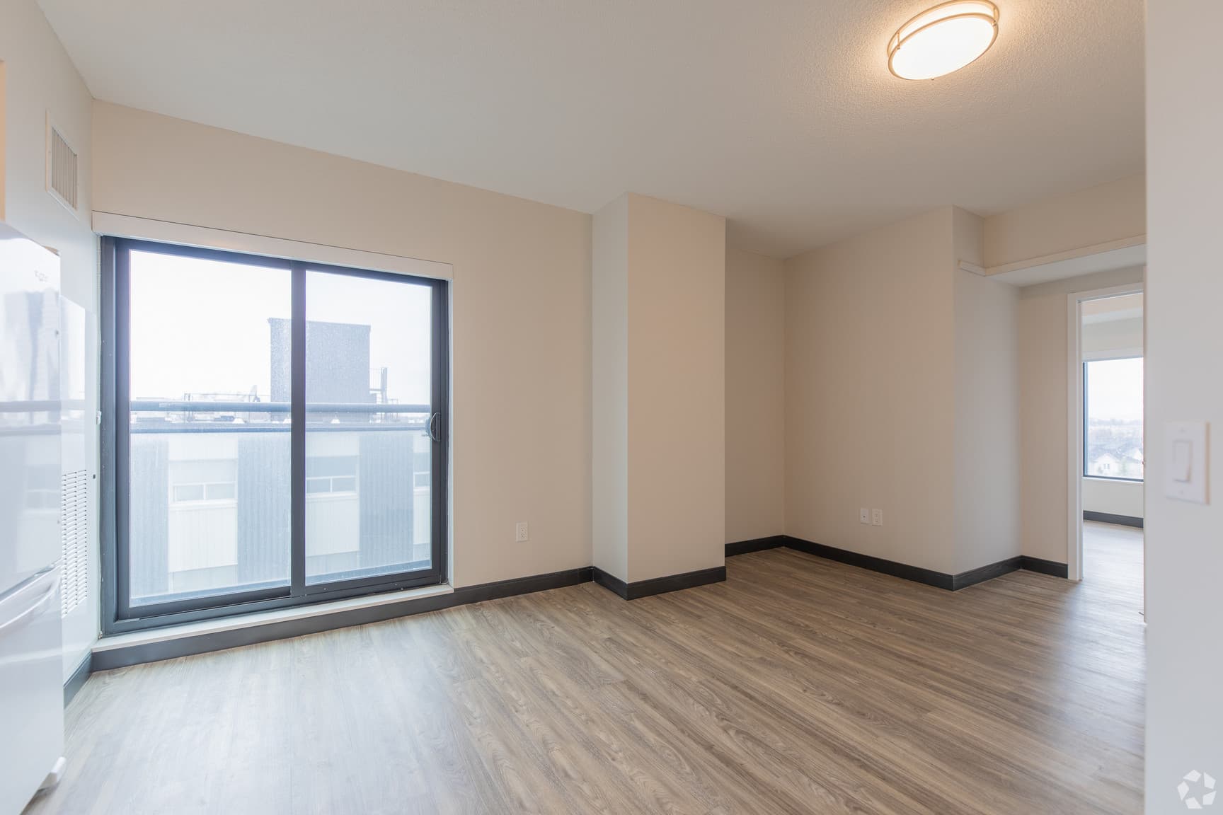 2346 Weston — 2 Bedroom - Photo 36