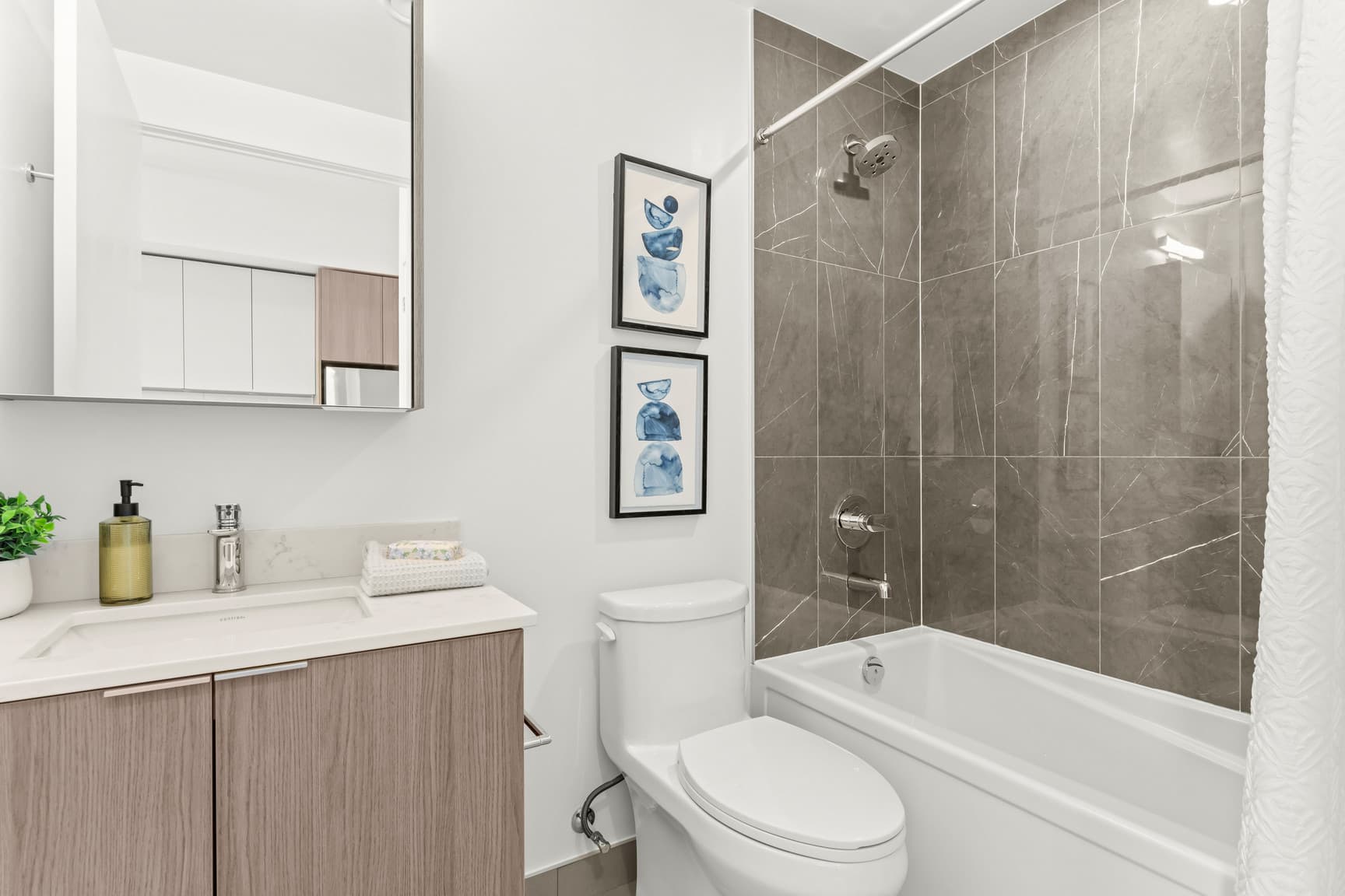 500 Upper Wellington — Studio - The Hess - Photo 28