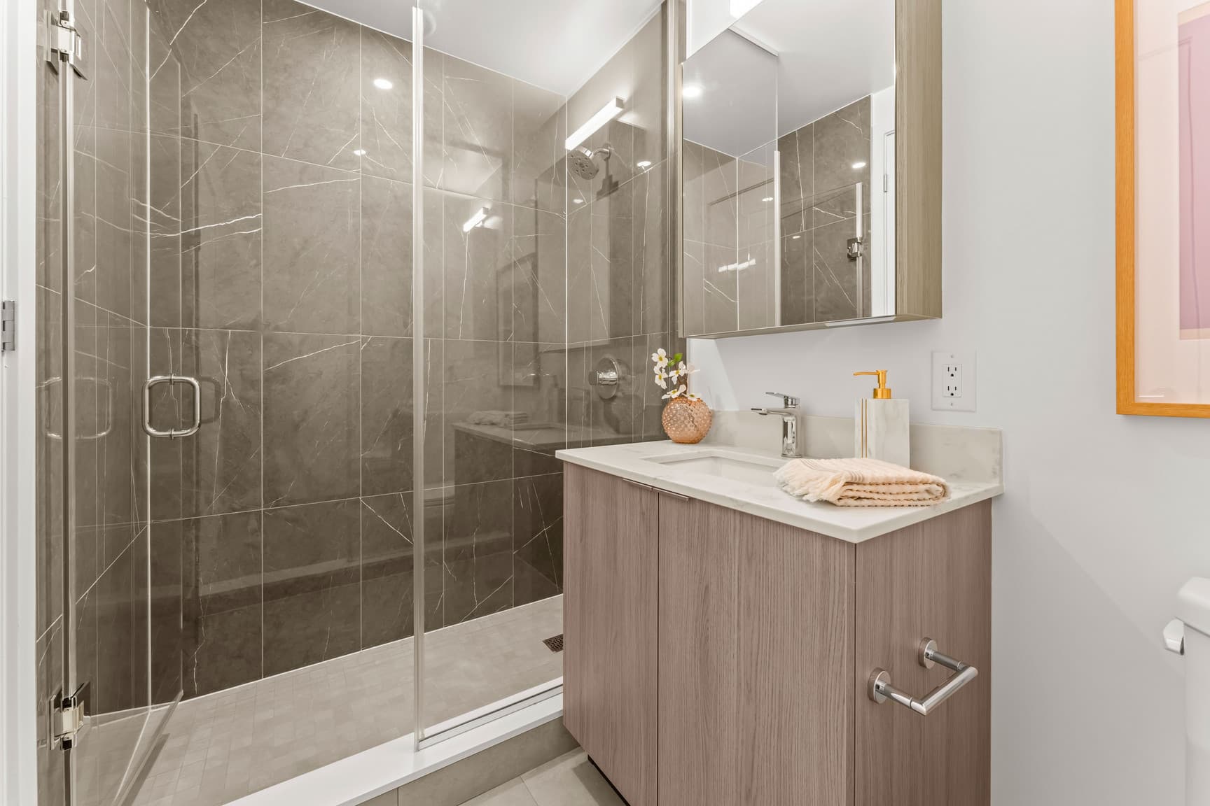 500 Upper Wellington — Studio - The Hess - Photo 39