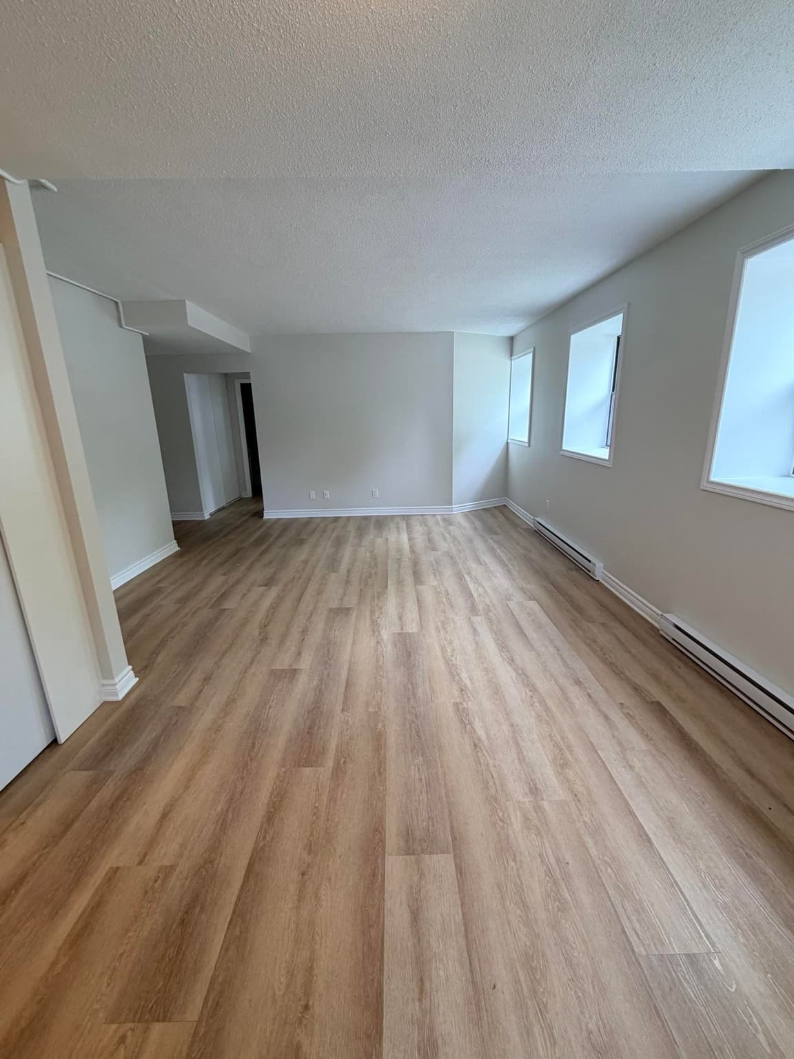 Riverside Terrace — 2 Bedroom call 905-732-8565 - Photo 25