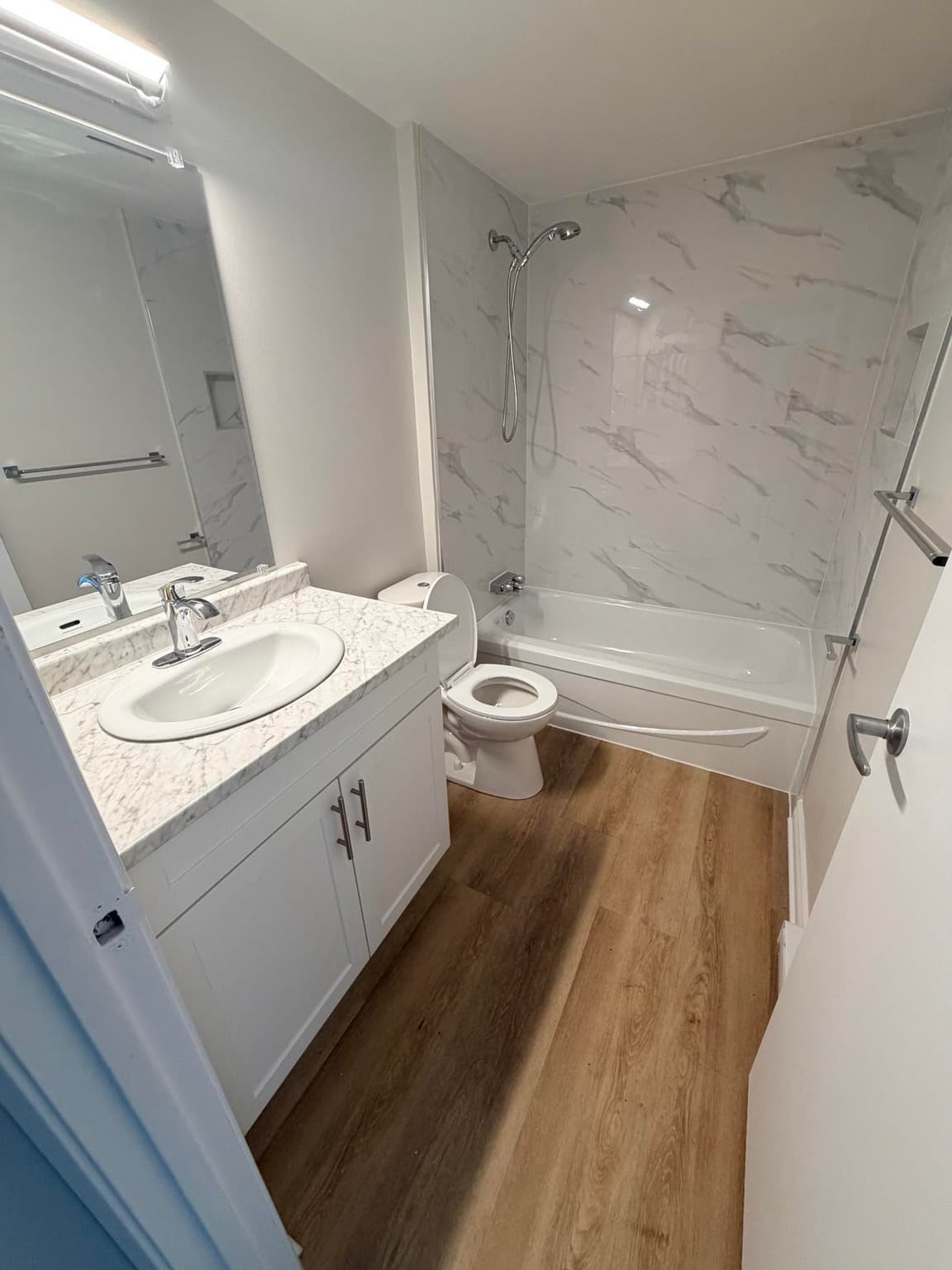 Riverside Terrace — 2 Bedroom call 905-732-8565 - Photo 13