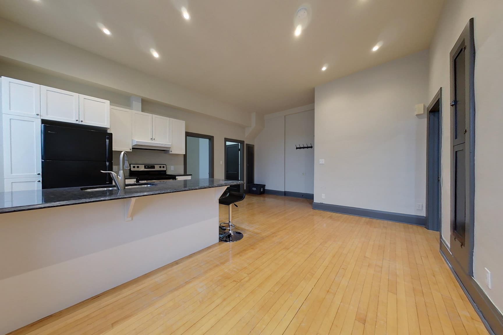 322 - Princess Street — 1 bedroom plus den - Photo 7