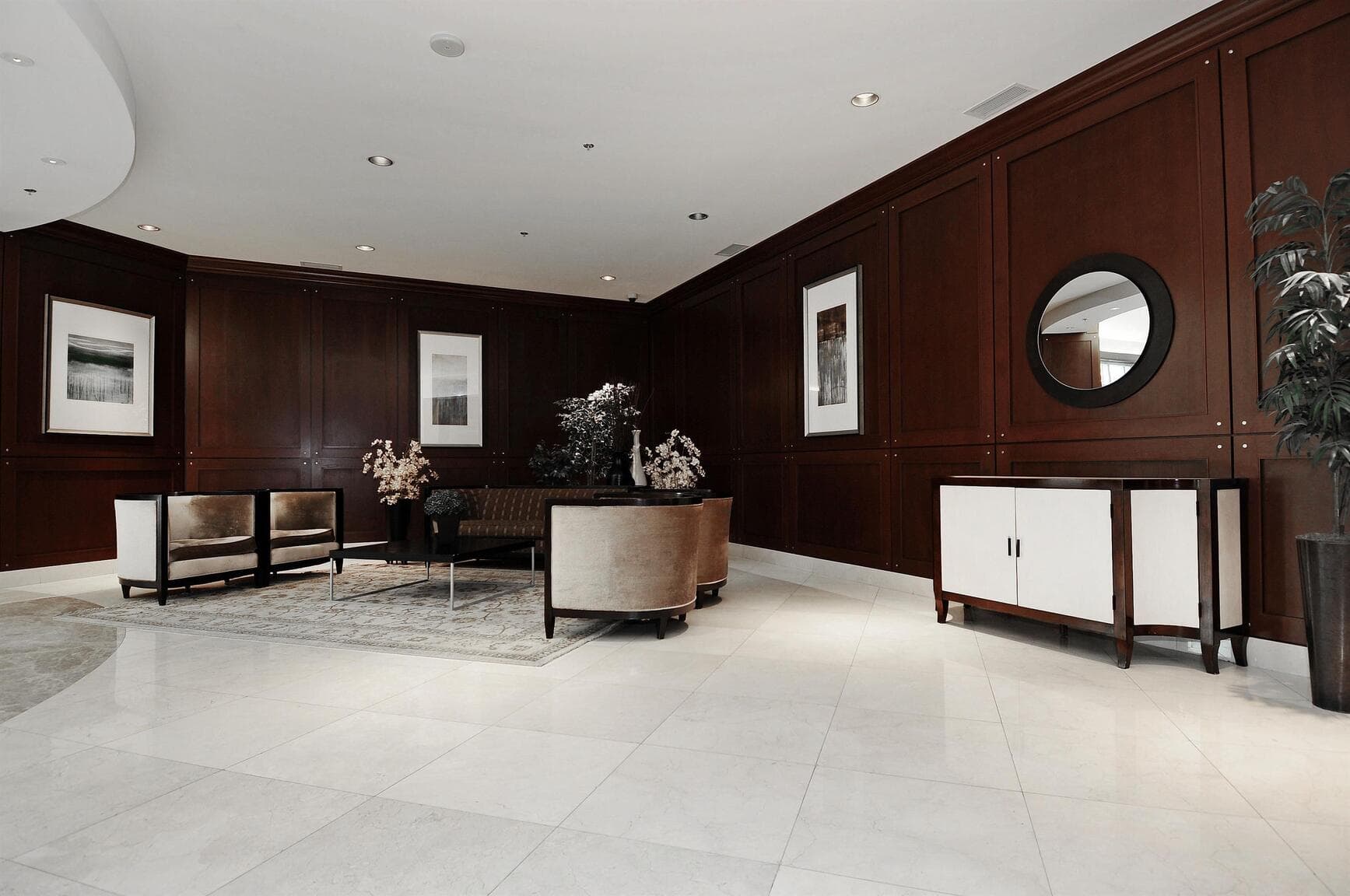 200 Rideau Street — 2 Bedroom - Photo 2