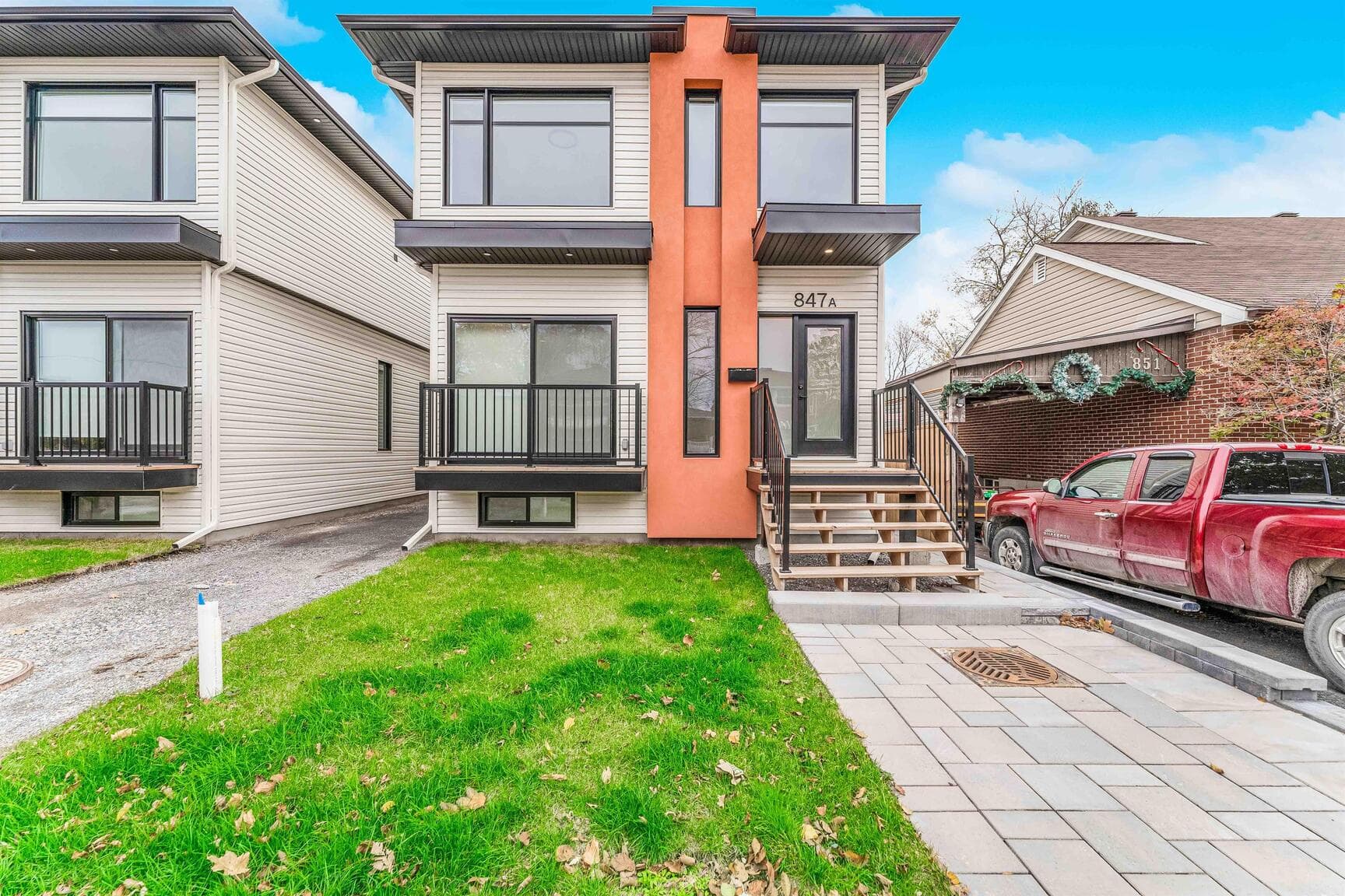 847 Woodroffe Avenue — 3 Bedroom
