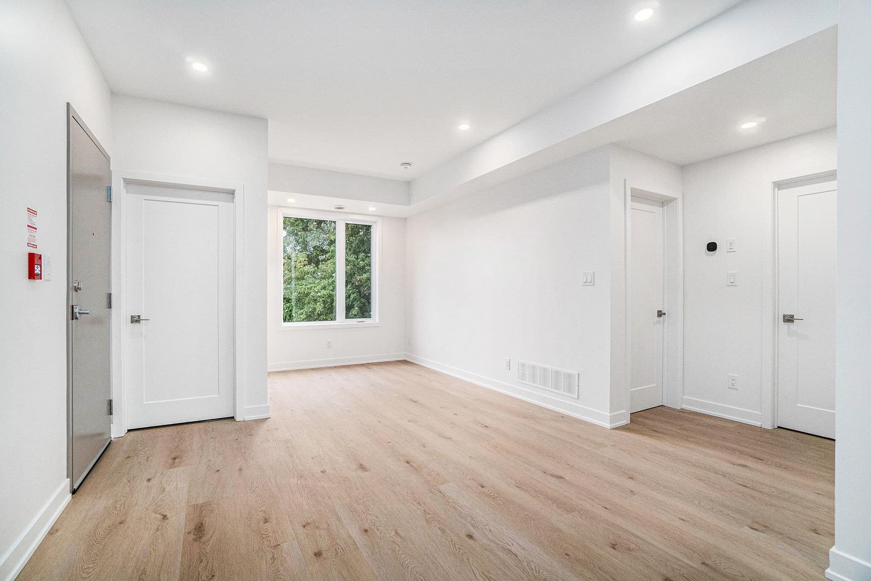 373 Iberville st — Top floor 2 bedroom - Photo 6