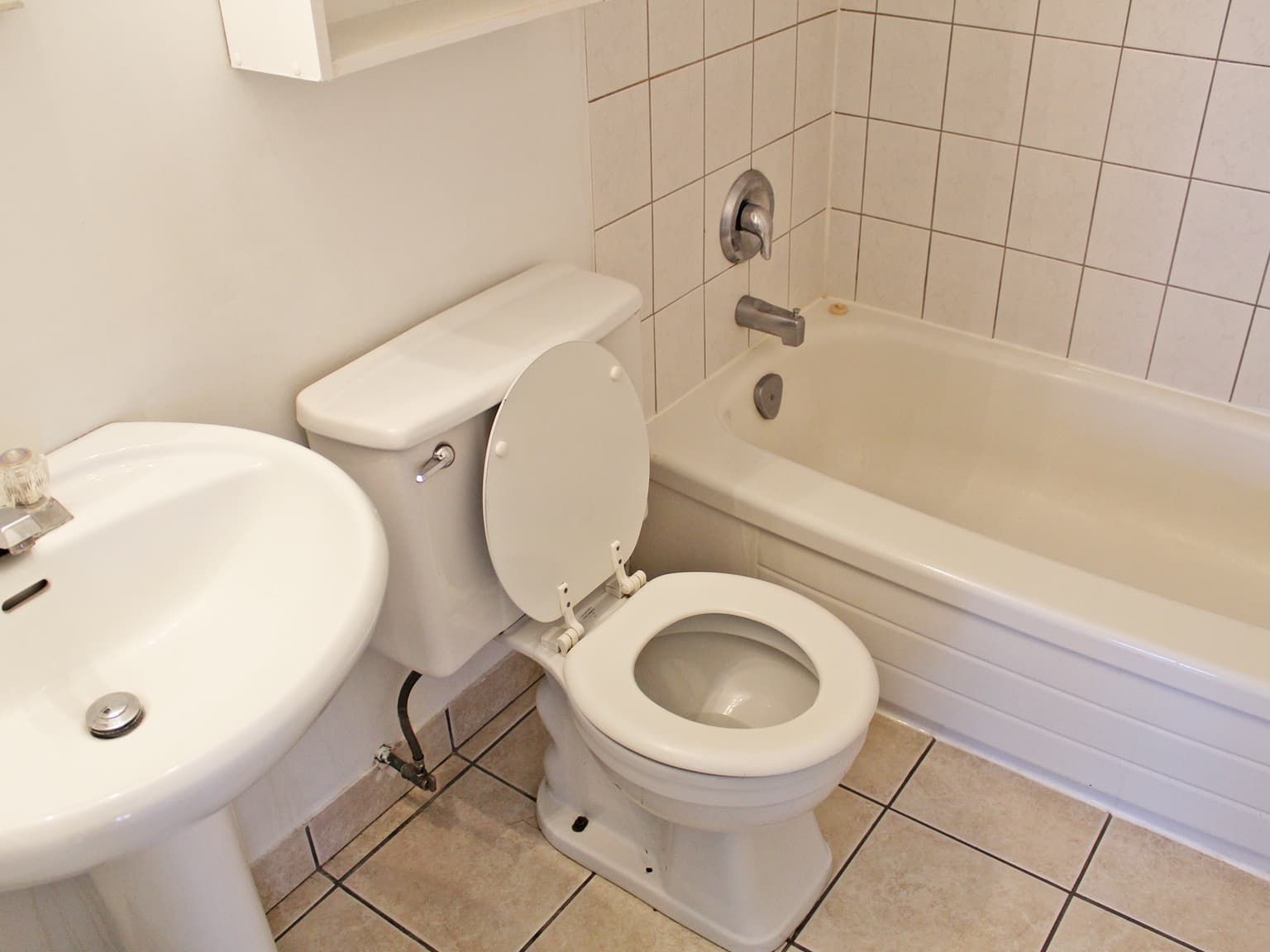 Royal Engel — 1 bedroom - Photo 7