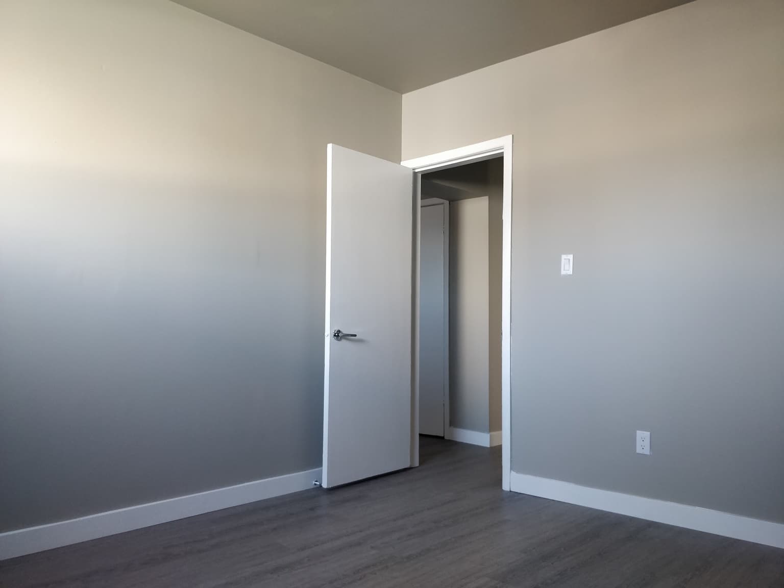 Jerry Place — 2 bedroom - Photo 3