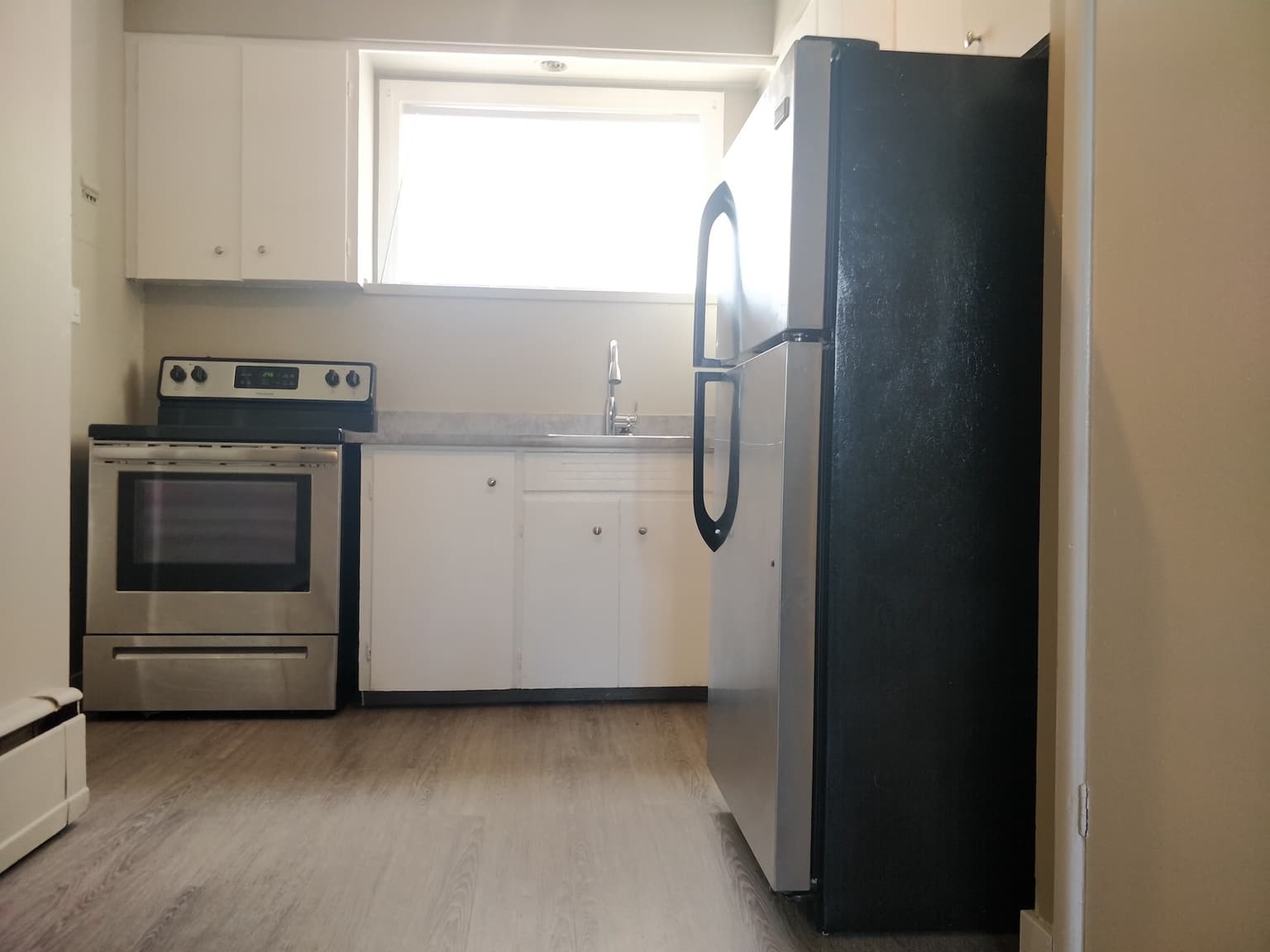 Jerry Place — 2 bedroom - Photo 4
