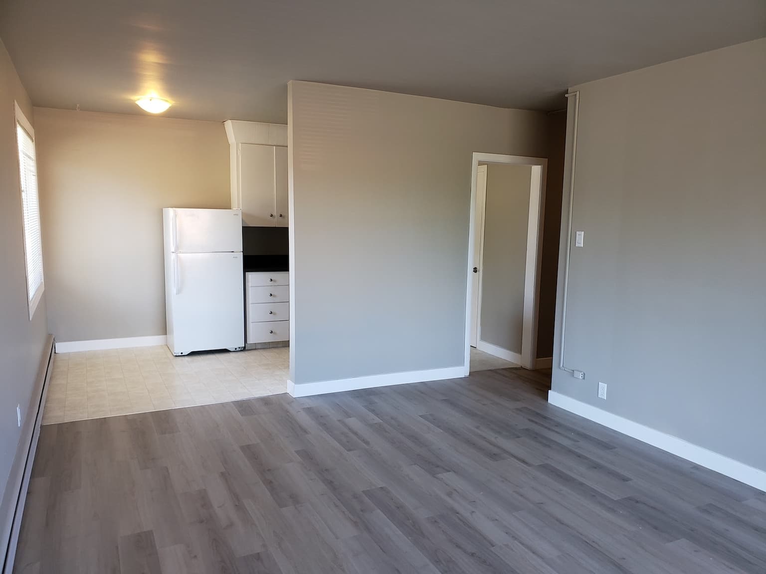Carlson Apartments — 1 bedroom - Photo 2