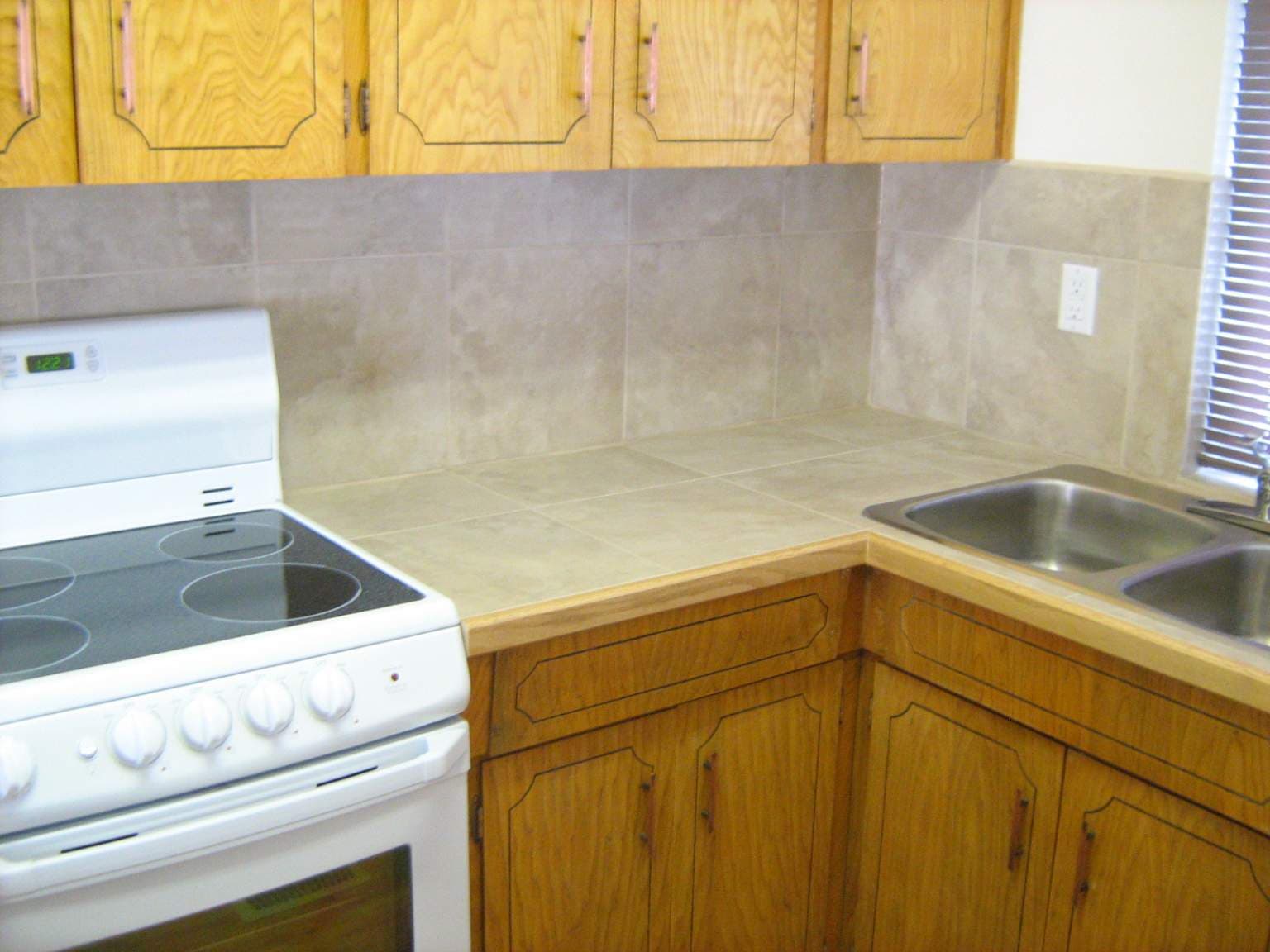Thompson River Townhomes — 2 bedroom - Photo 3