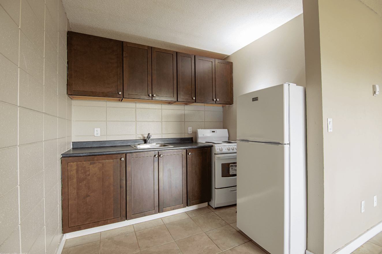 Cornerstone Apartments — Bachelor - Photo 5