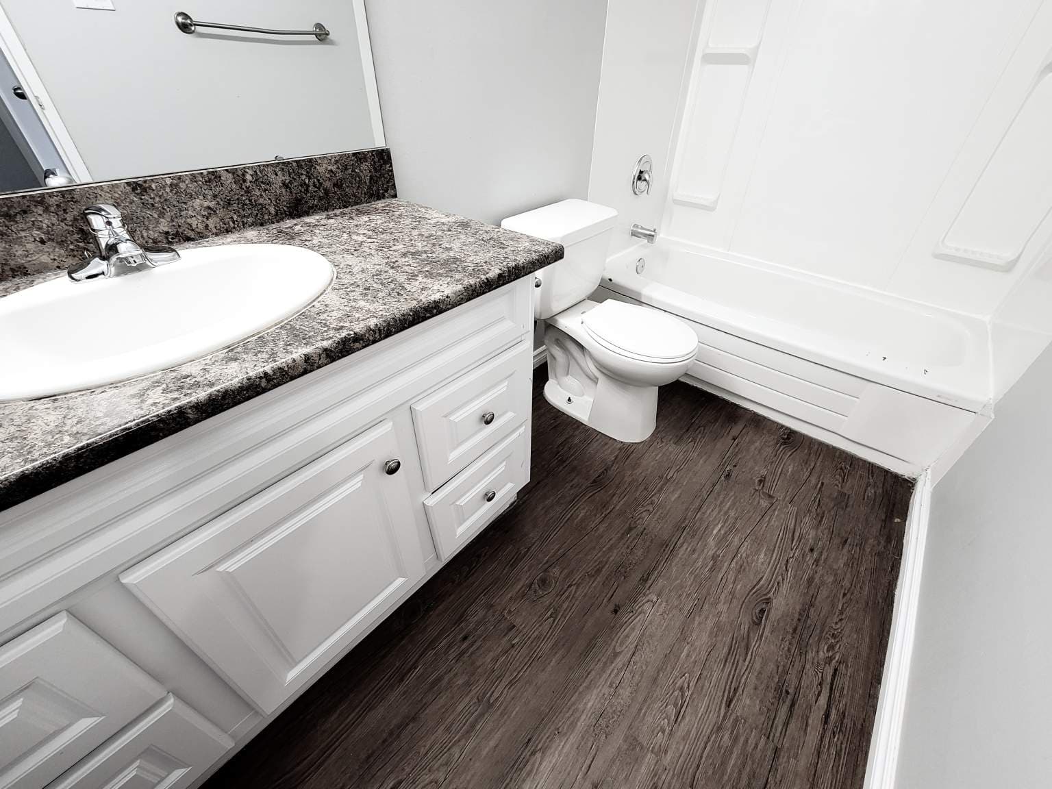 West Meadow Apartments — 1 bedroom - Photo 5