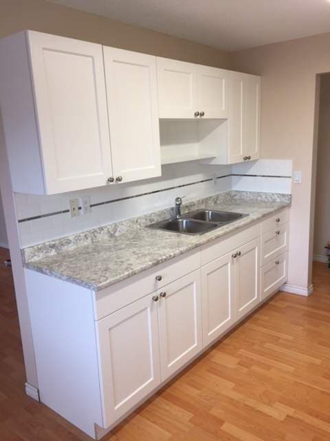 Penticton Main Street Apartments — Bachelor - Photo 7