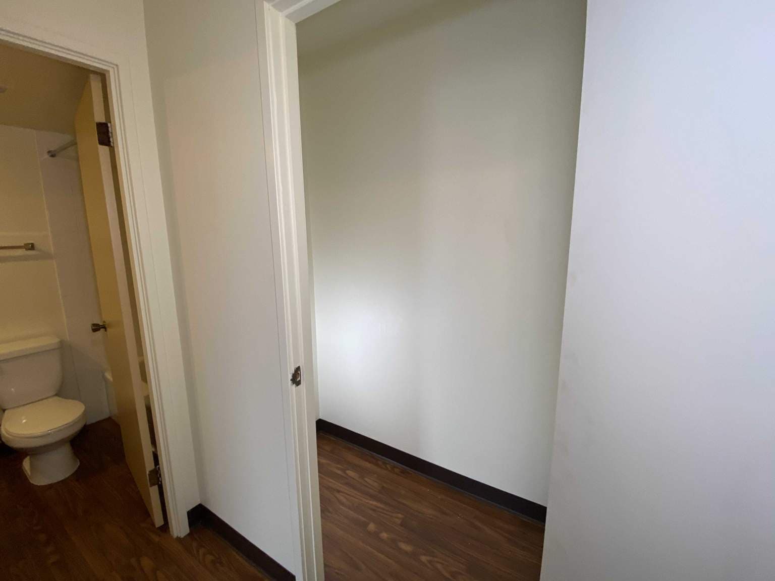 University Tower Apartments — Bachelor Furnished - Photo 15