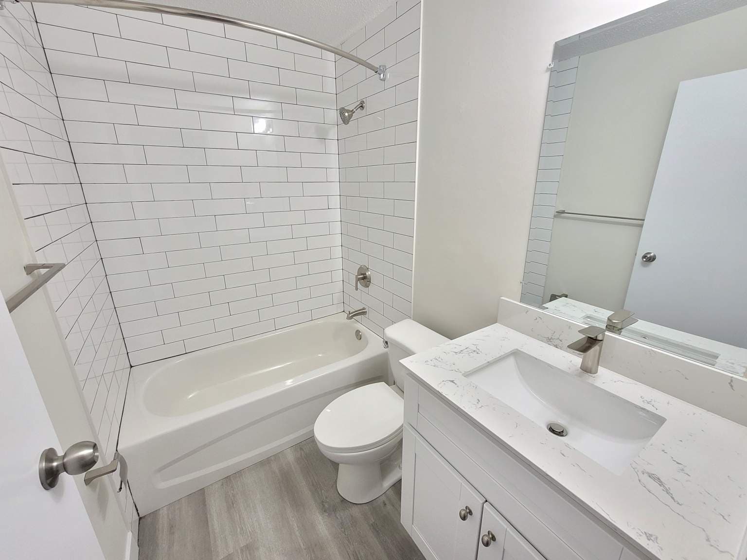 Mainstreet 1310 — 2 bedroom - Photo 4