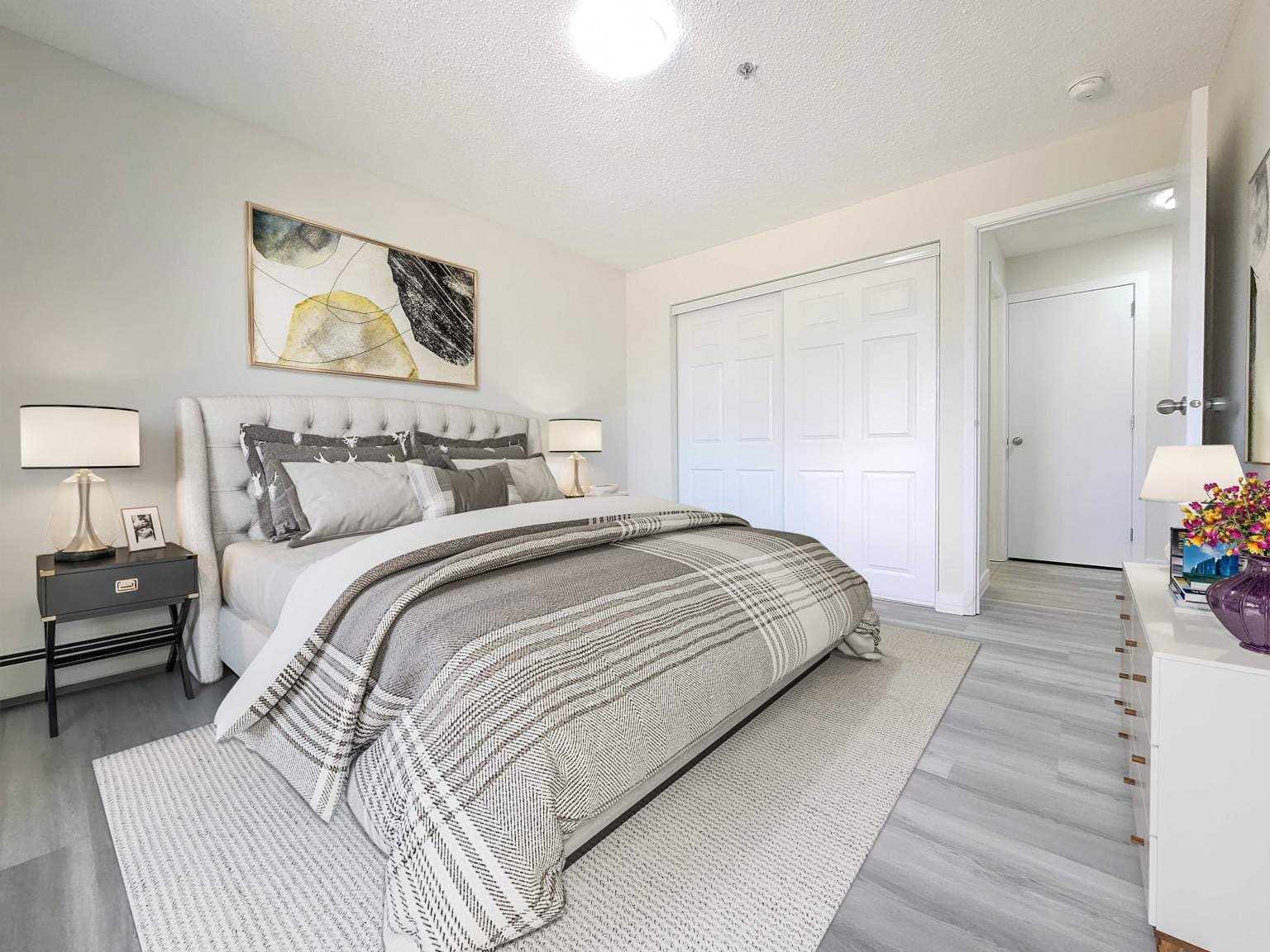 Mainstreet 1310 — 2 bedroom - Photo 2