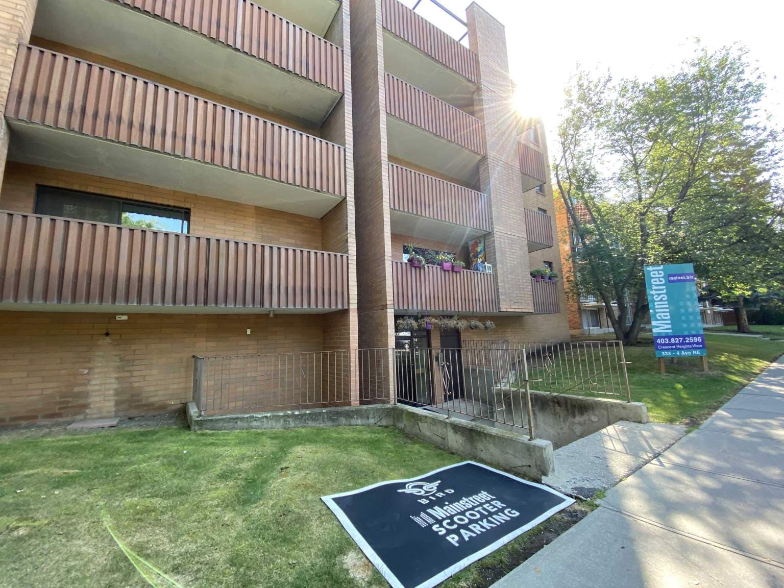 Crescent Heights View — 2 bedroom - Photo 12