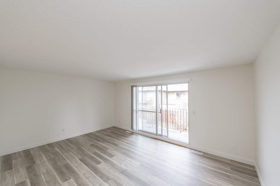 Bowness 4347 Apartments — 3 bedroom - Photo 8