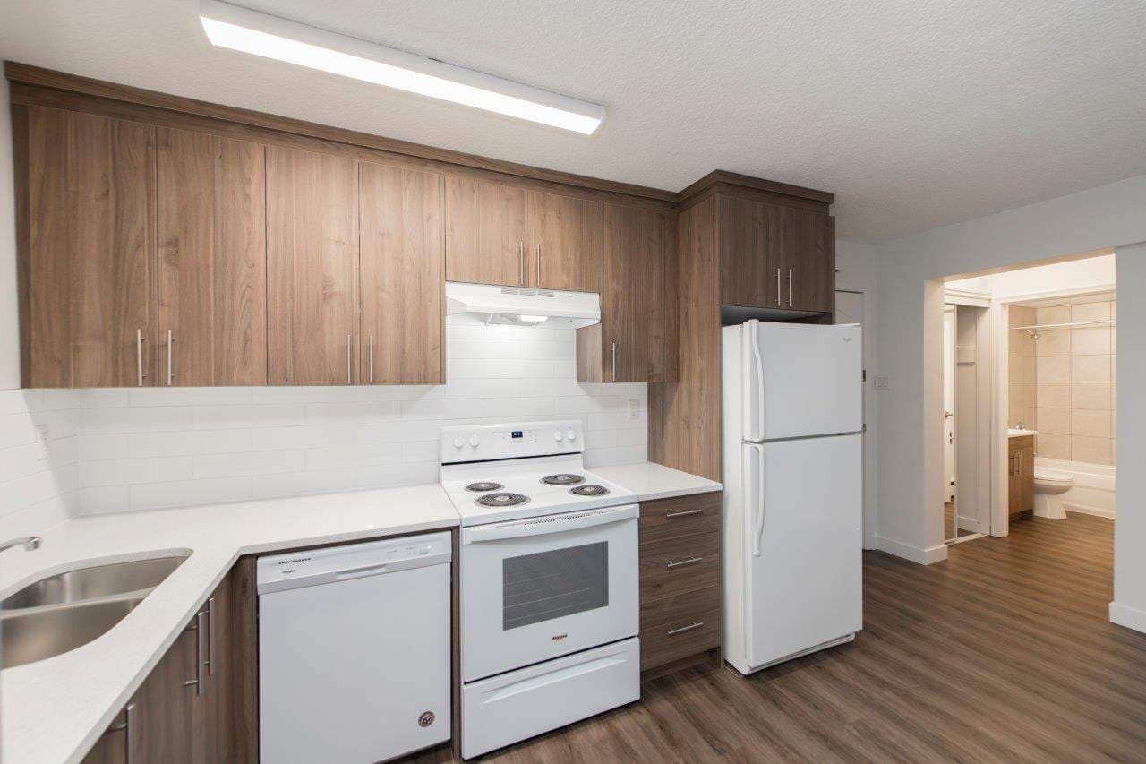 Mission Apartments — 1 bedroom - Photo 9