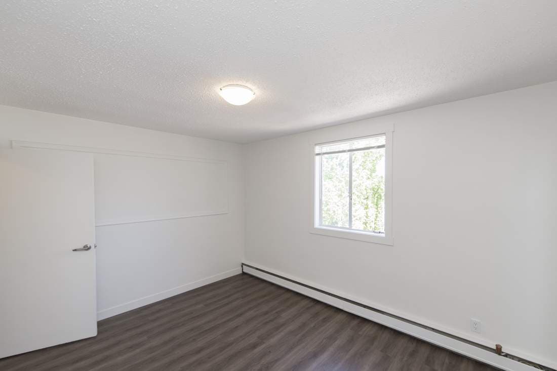 Mission Apartments — 1 bedroom - Photo 7
