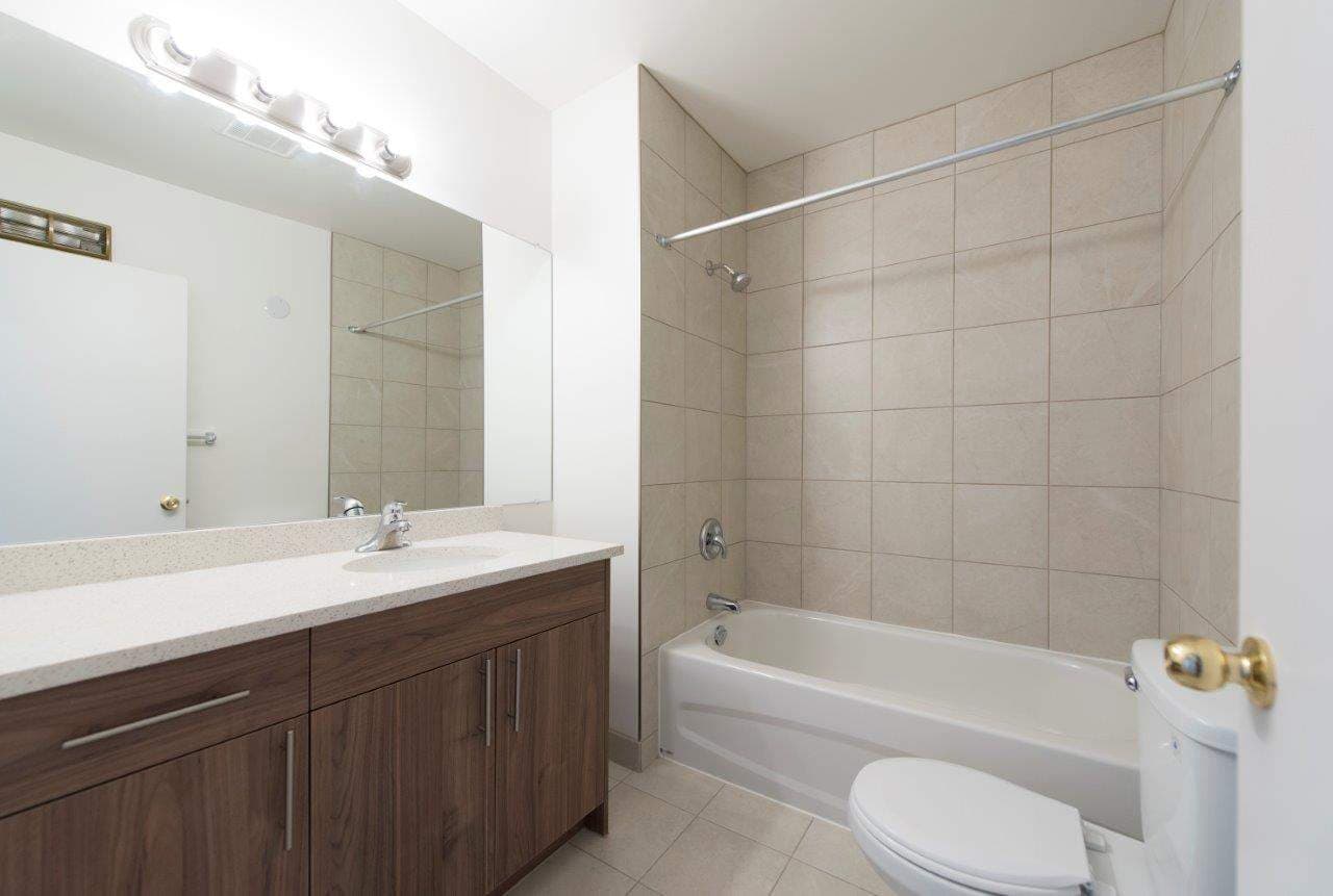 Beltline Apartments — 1 bedroom - Photo 6