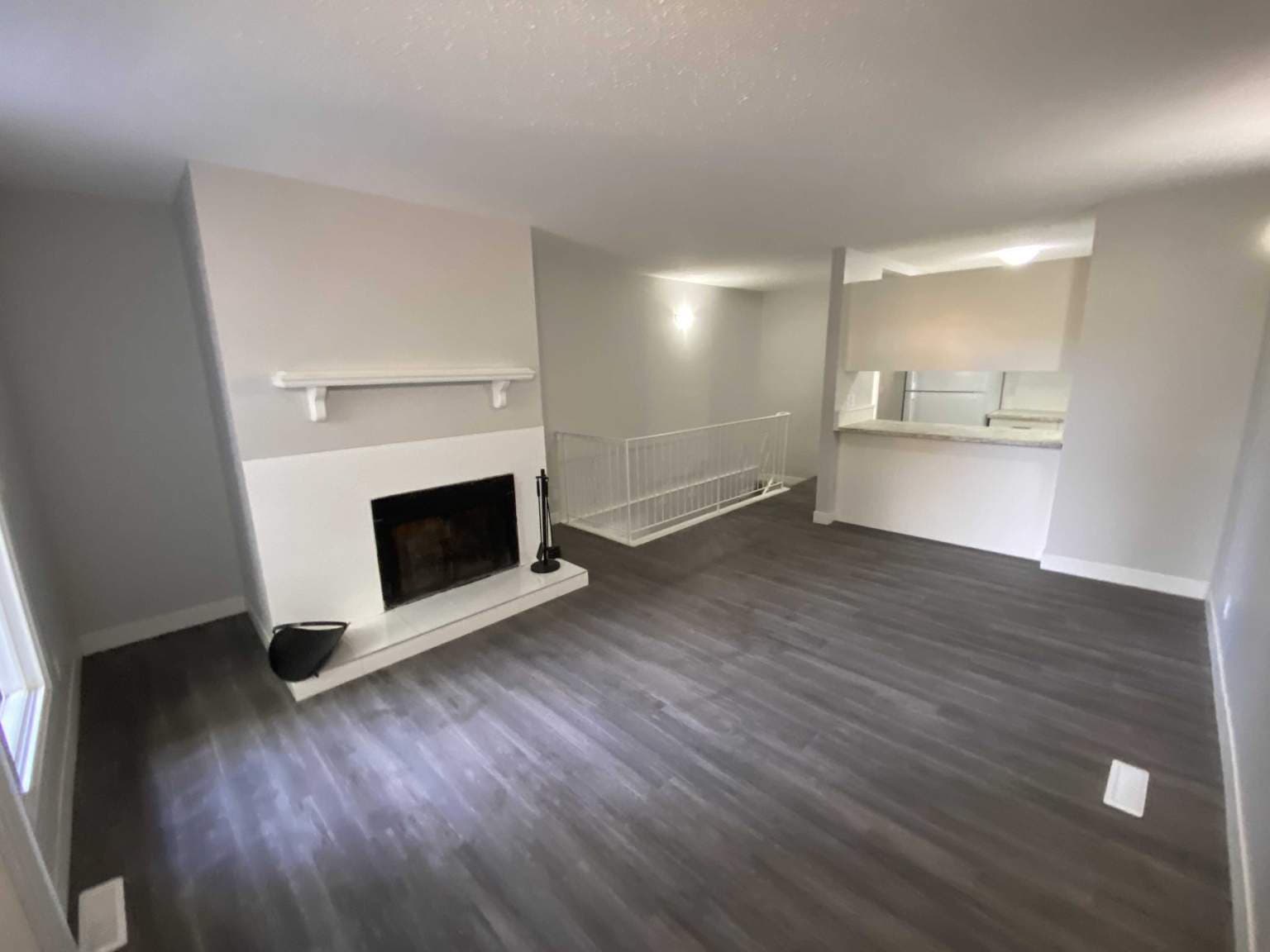 Queen's Park Townhomes — 2 bedroom - Photo 3