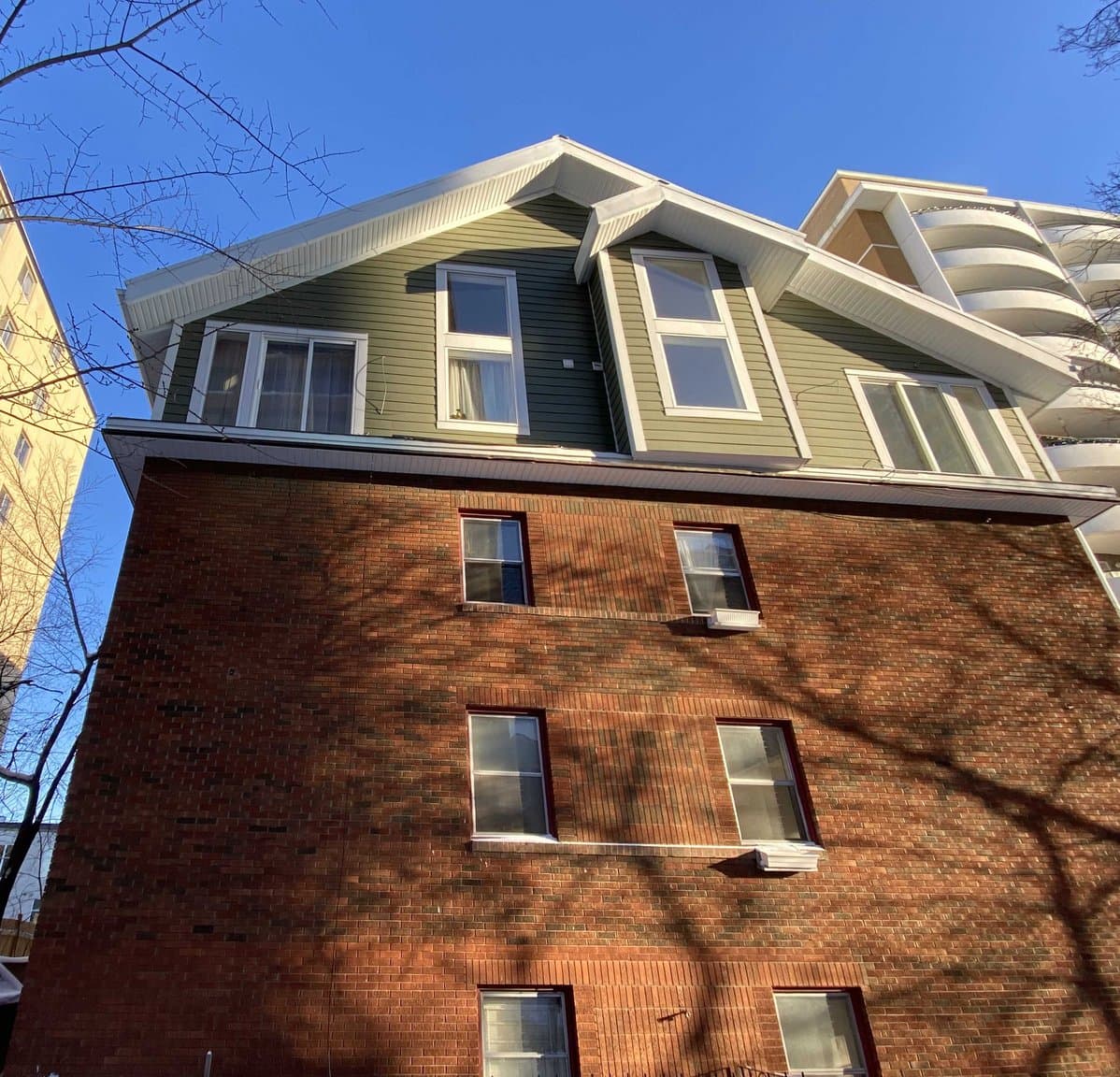 Broadview Legislature Apartments — 1 Bedroom - Photo 12