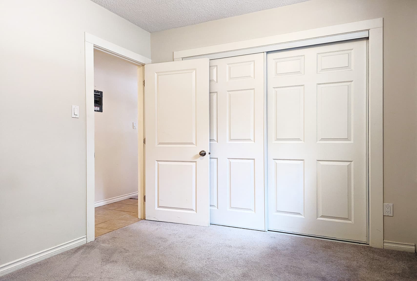 Elbow Mission Apartments — 1 Bedroom - Photo 4