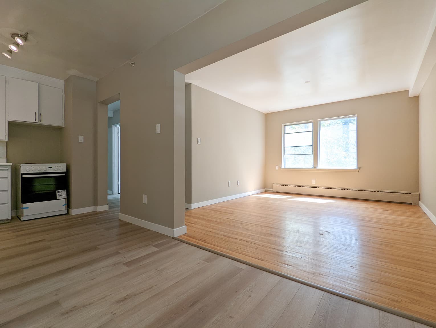 Broadview Legislature Apartments — 1 Bedroom - Photo 2