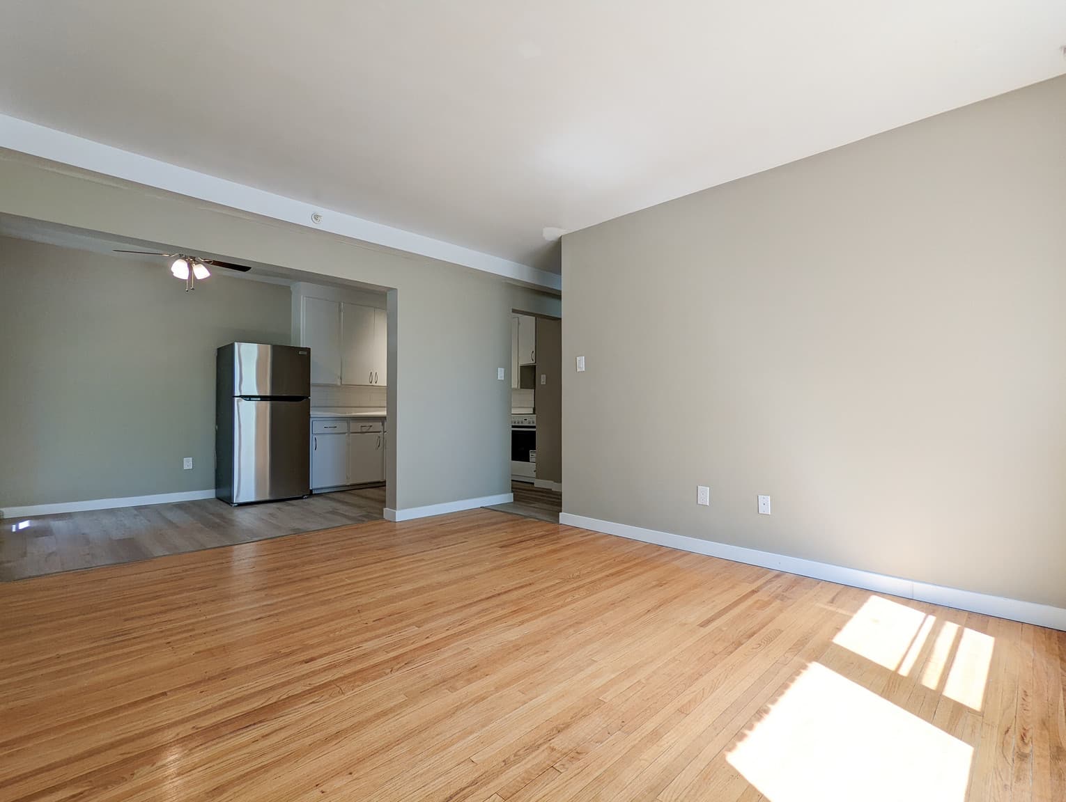 Broadview Legislature Apartments — 1 Bedroom - Photo 8