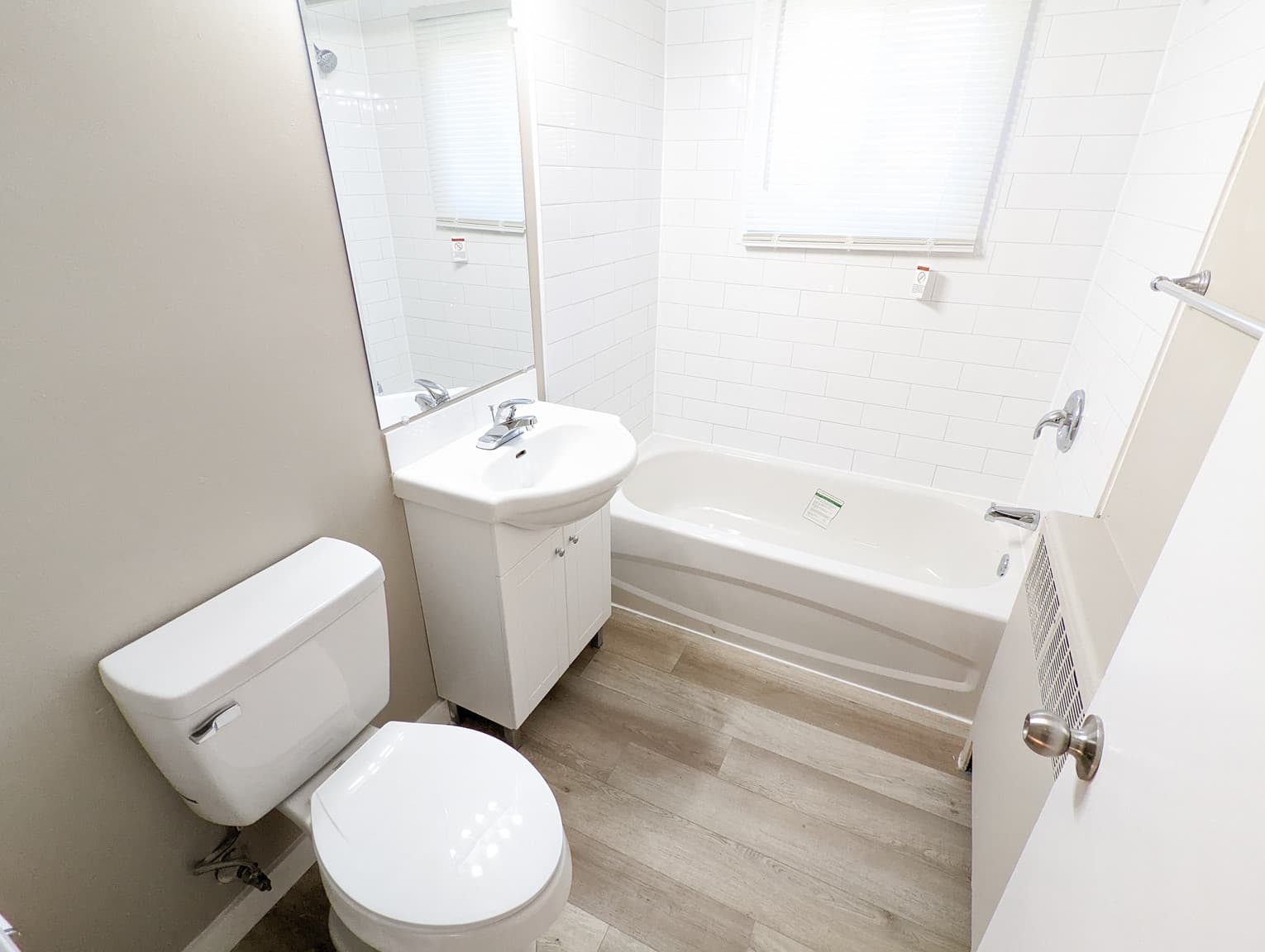 Rossdale Apartments 2 — 1 Bedroom - Photo 6