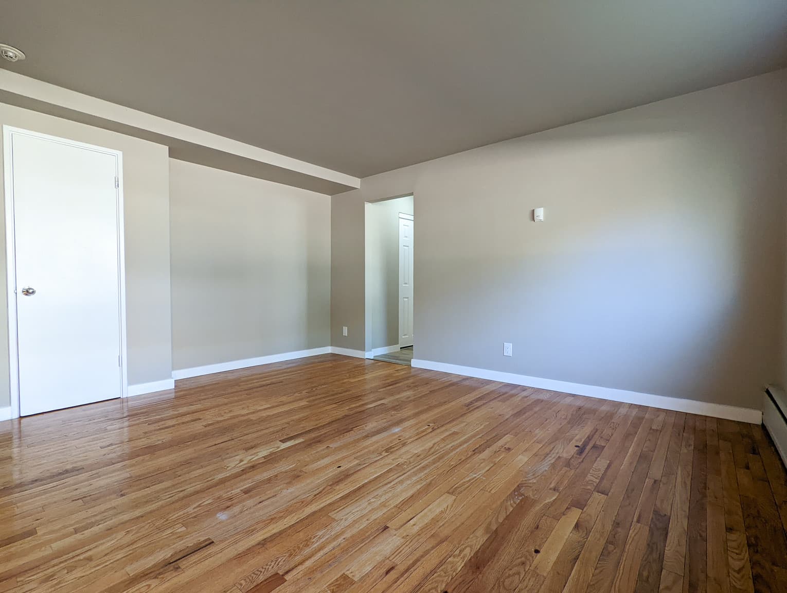 Rossdale Apartments 2 — 1 Bedroom - Photo 3