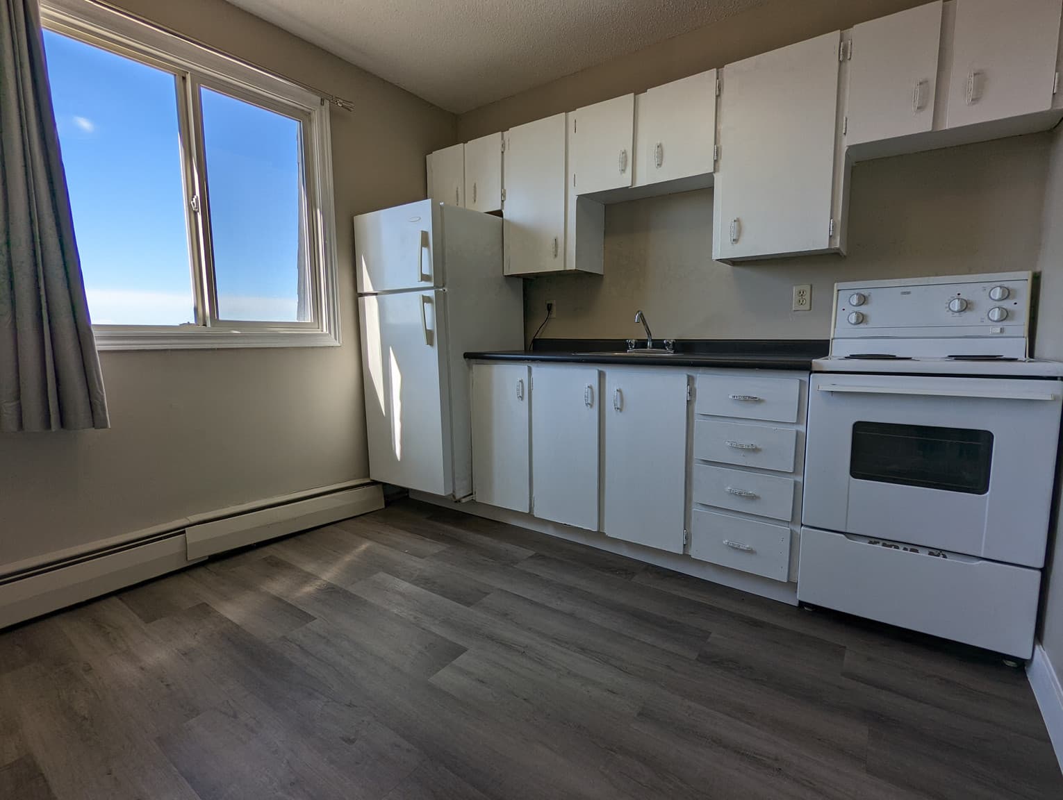 Kleisinger 27 — 1 bedroom - Photo 2