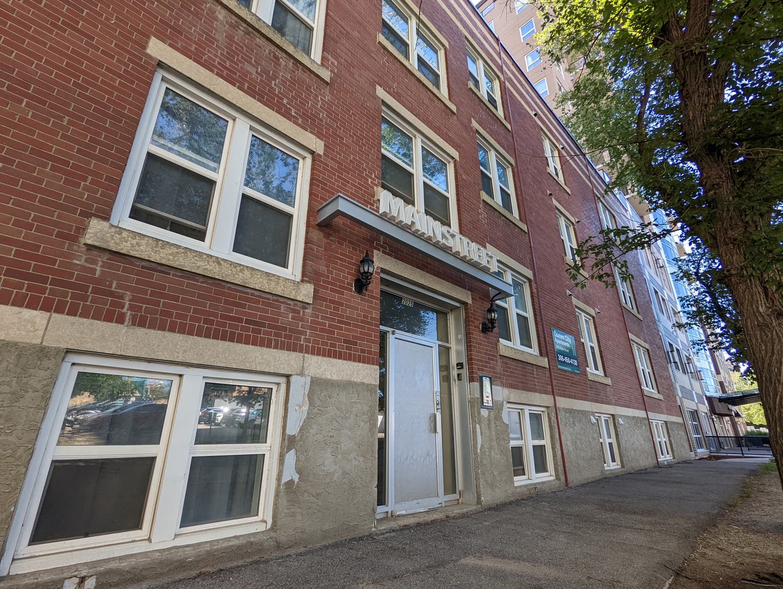 Queen City Apartments — 1 bedroom - Photo 10