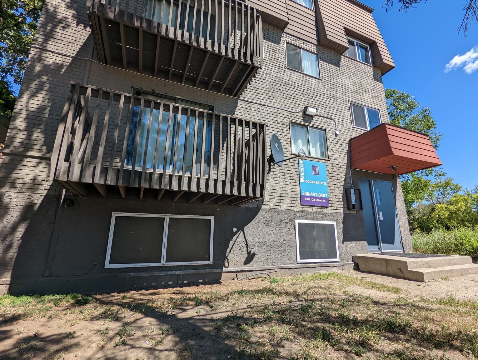 Edgar Estates — 3 bedroom - Photo 8