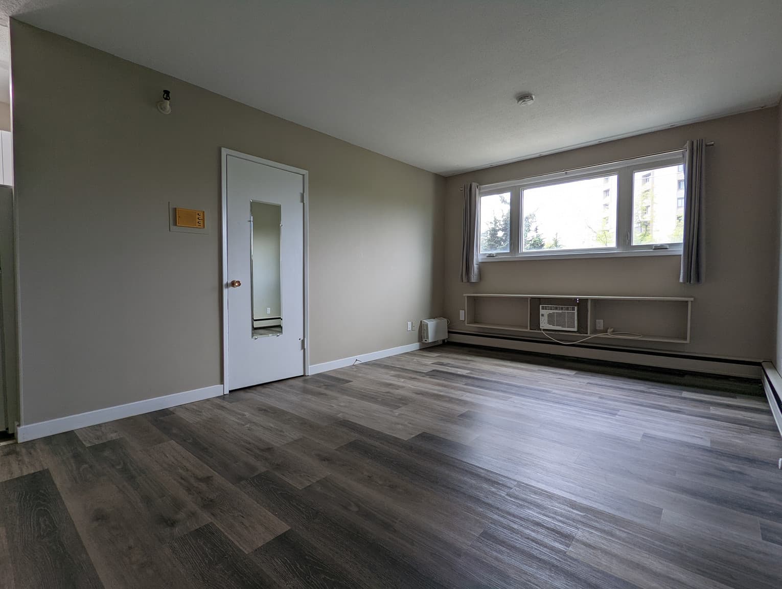 Mainstreet University Apartments — 1 bedroom - Photo 9