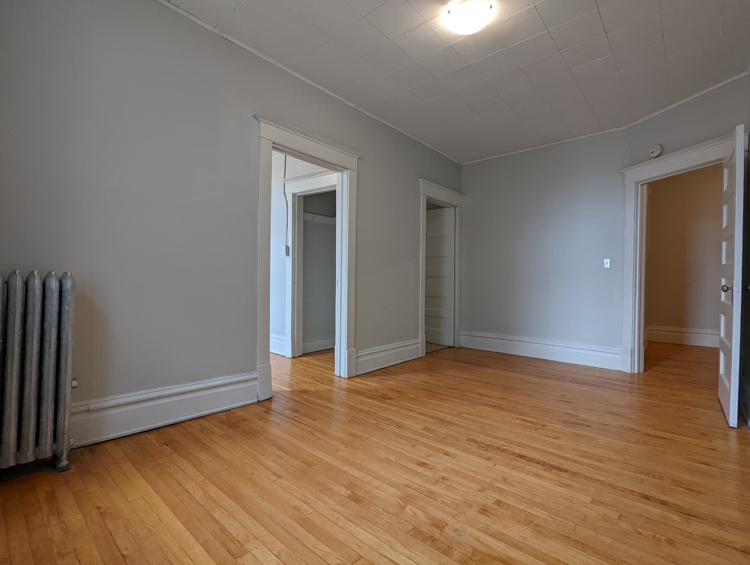 Moxam Court Apartments — 2 Bedroom - Photo 5