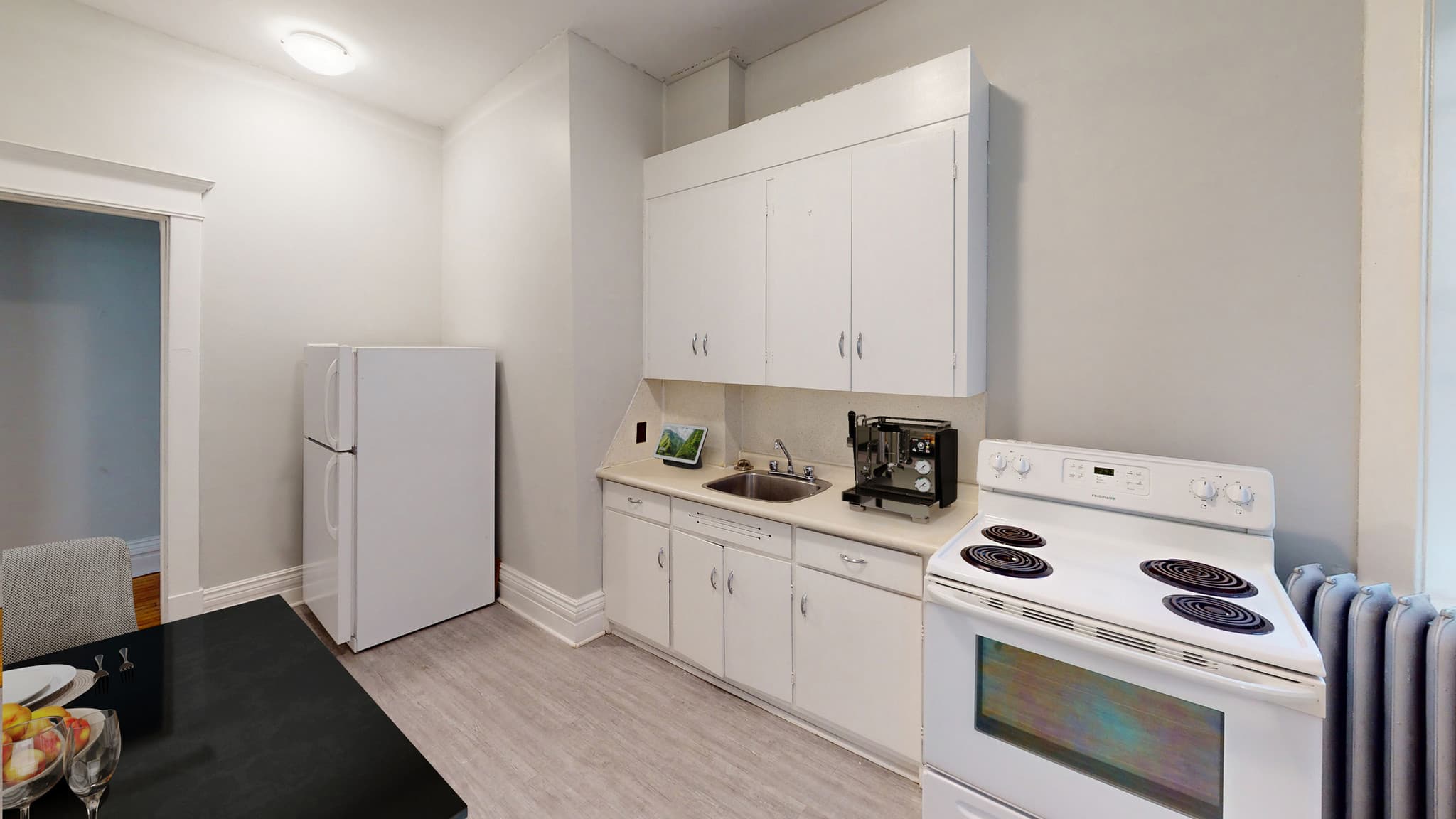 The Princeton — 2 bedroom - Photo 6