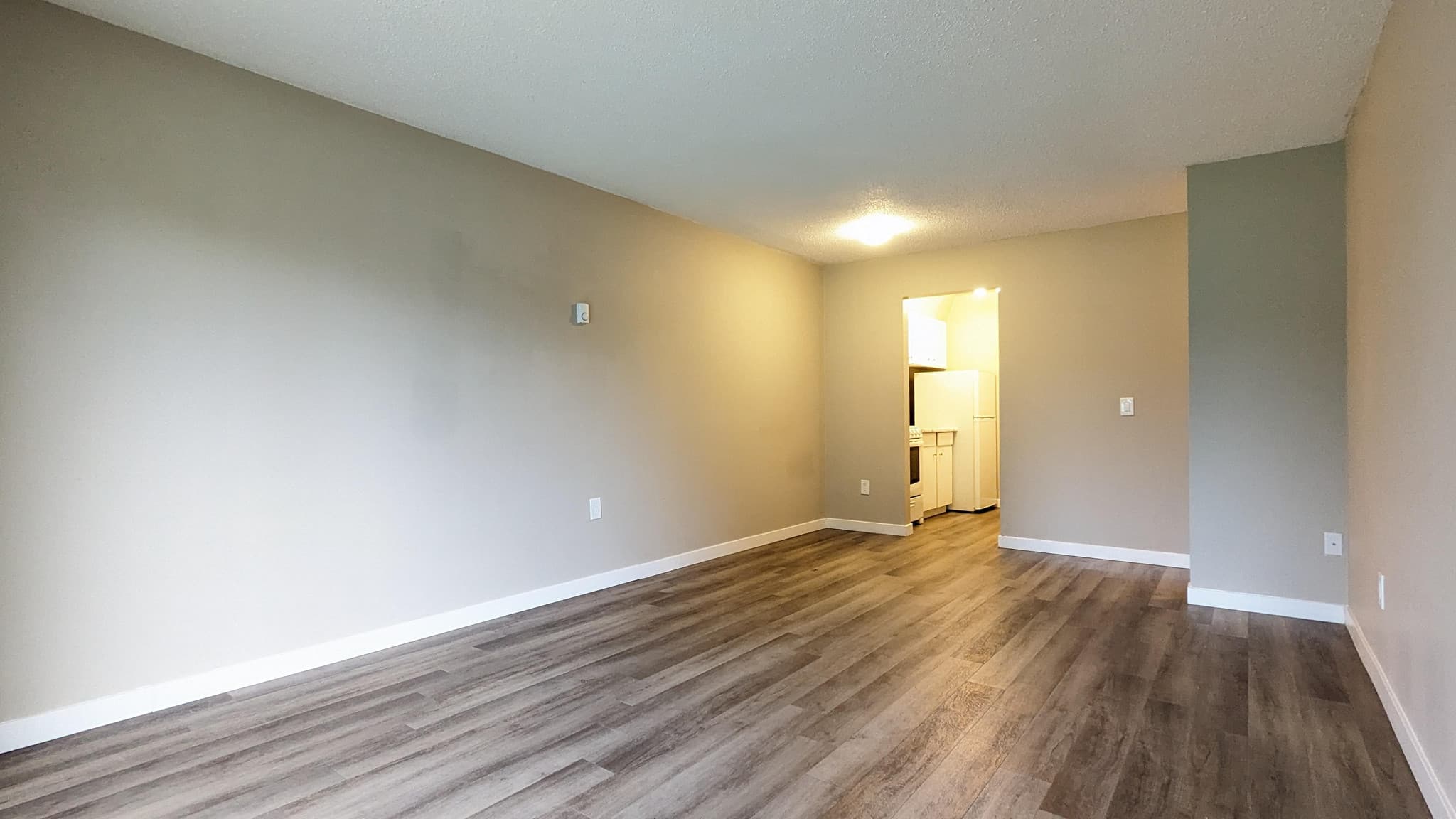Mainstreet Estates — 3 bedroom - Photo 5