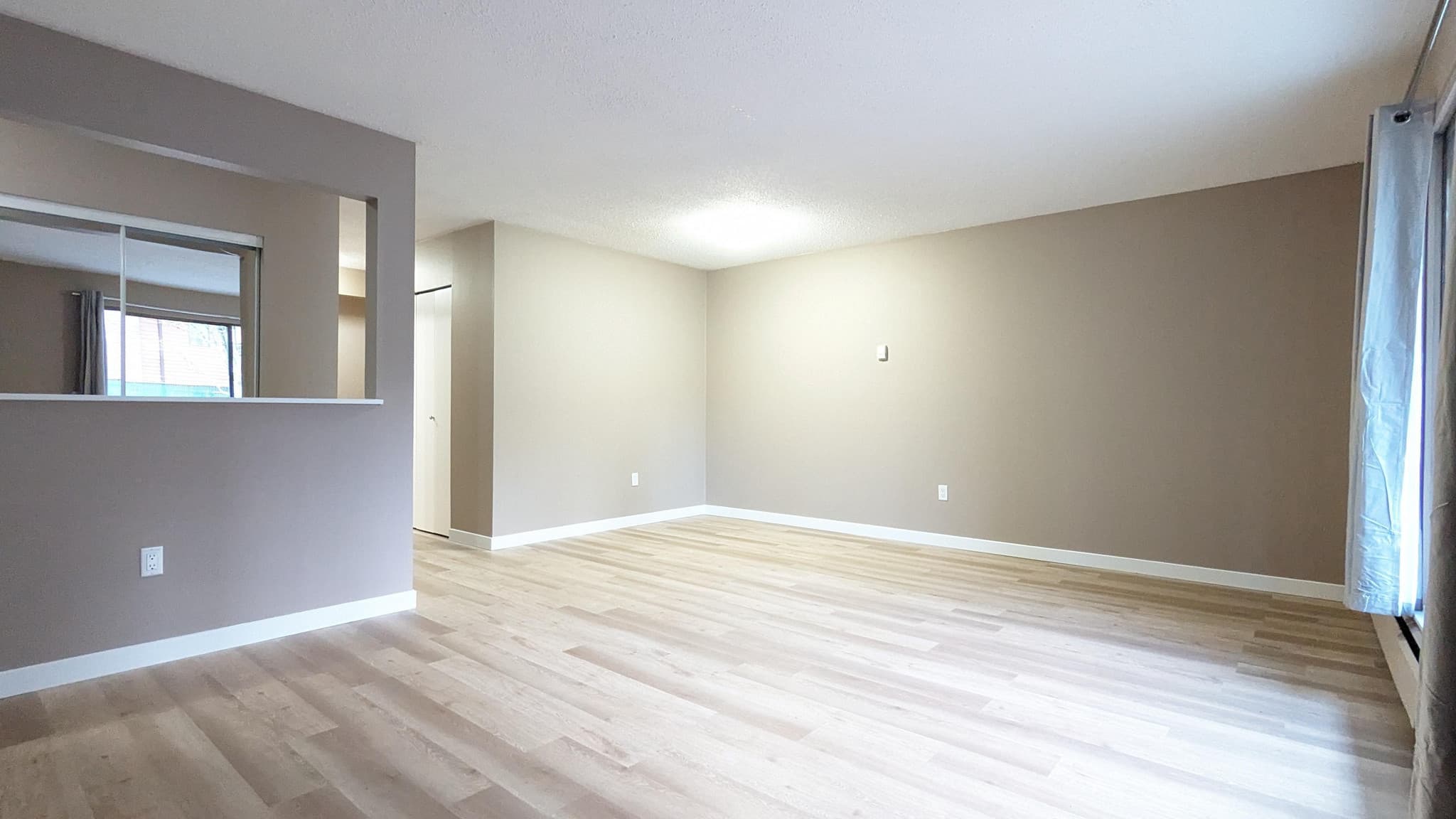 Mainstreet Estates — 3 bedroom - Photo 2