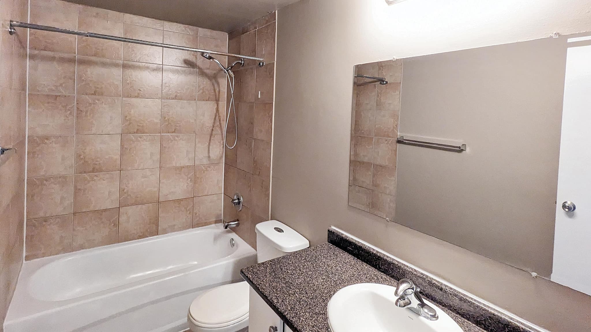 Mainstreet Estates — 3 bedroom - Photo 11