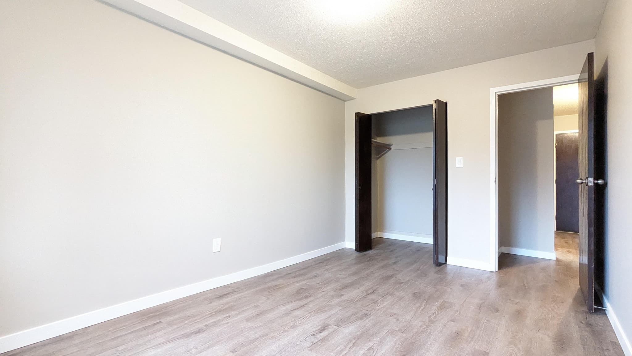 Cheam View Apartments 2 — Bachelor - Photo 6