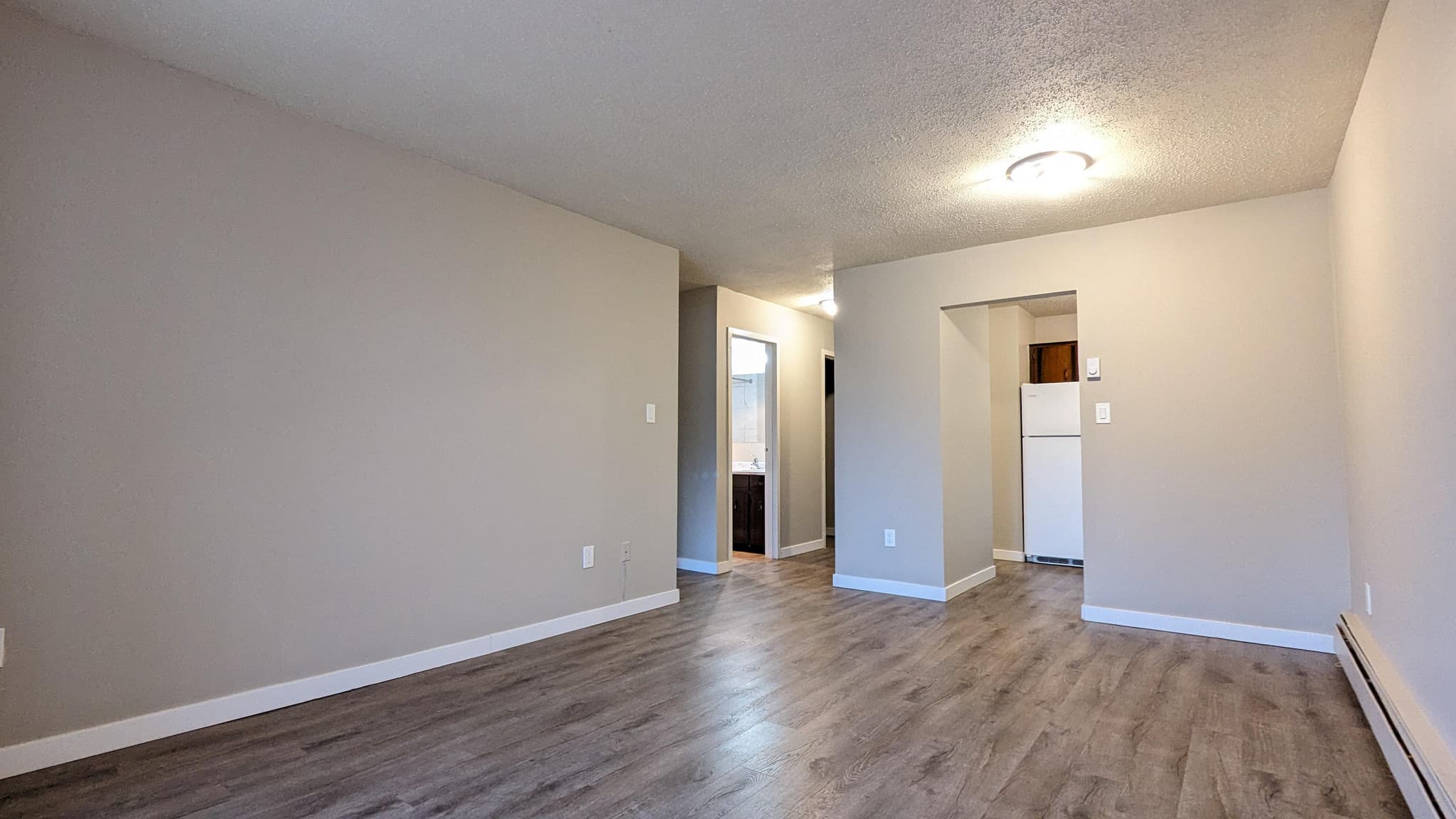 Cheam View Apartments 2 — Bachelor - Photo 3