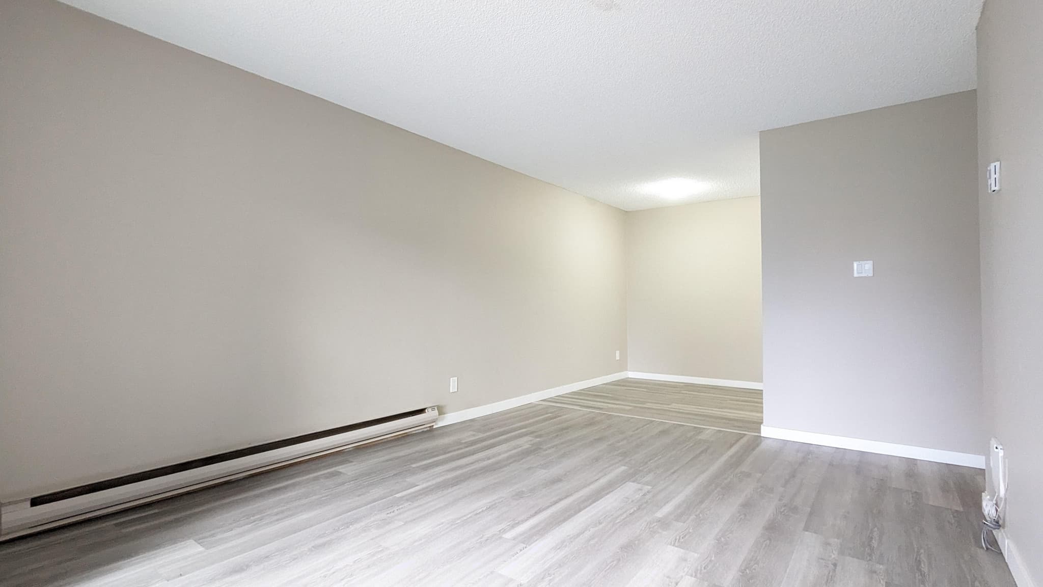 Manpreet Estates — 1 bedroom - Photo 2