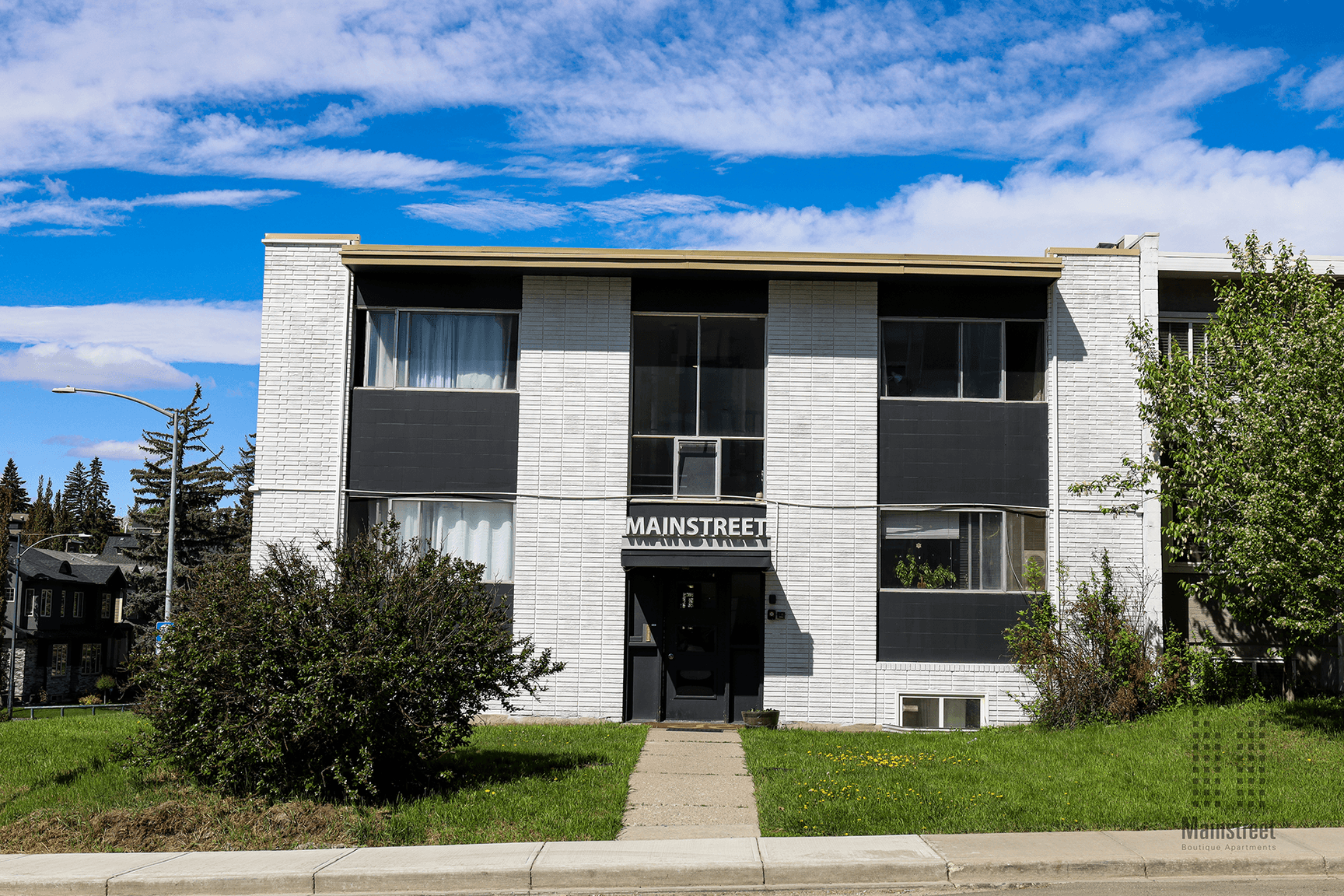 Nazir Manor — Bachelor - Photo 2