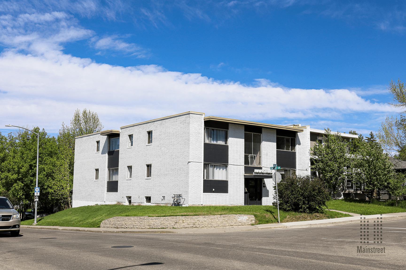 Nazir Manor — Bachelor - Photo 3