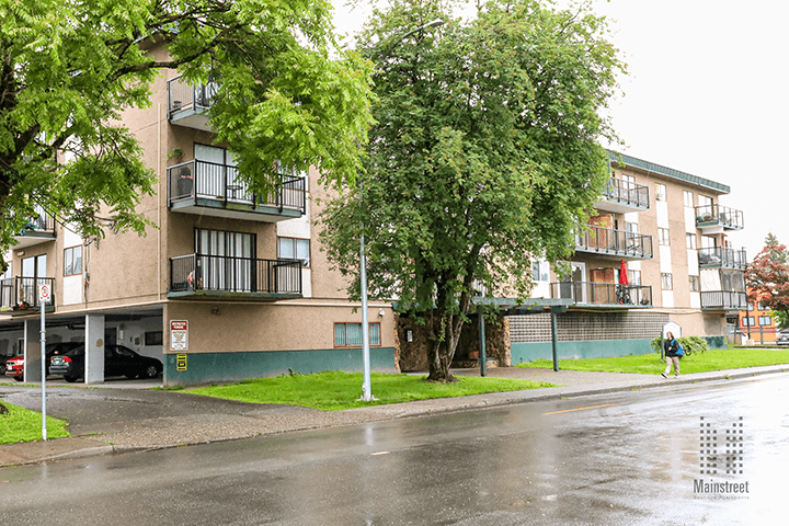 Mainstreet Arms Apartments Chilliwack — Bachelor - Photo 3