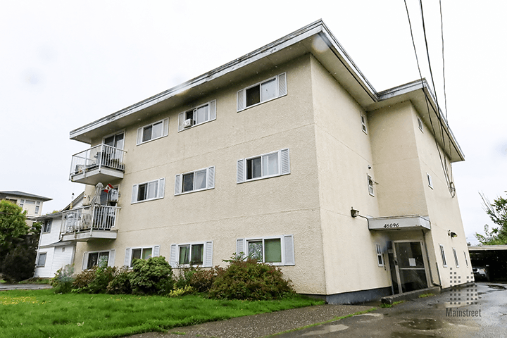 Chilliwack Core Mainstreet Apartments I & II — Bachelor - Photo 4