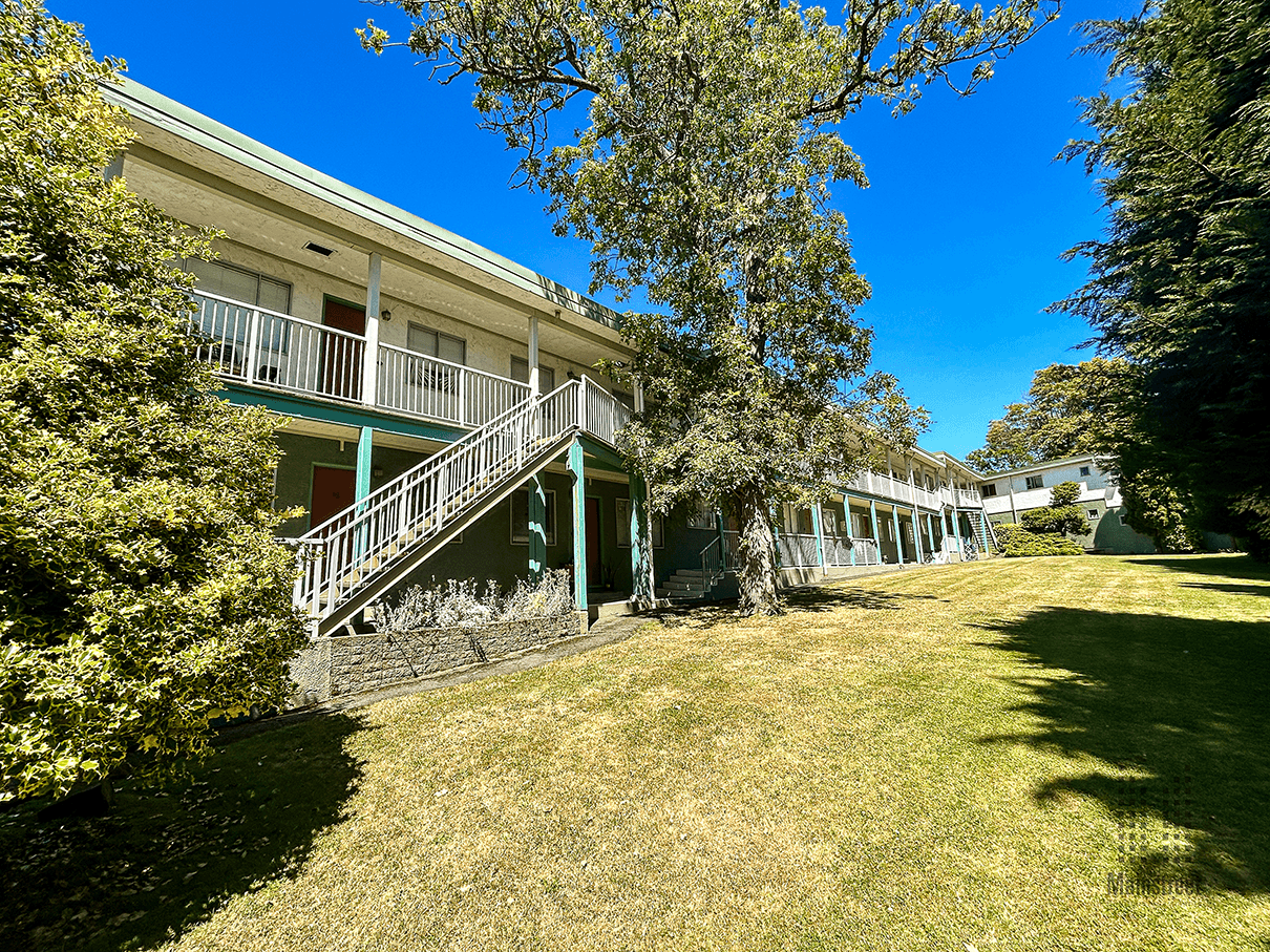 Mainstreet Victoria Garden Apartments — 2 Bedrooms - Photo 9
