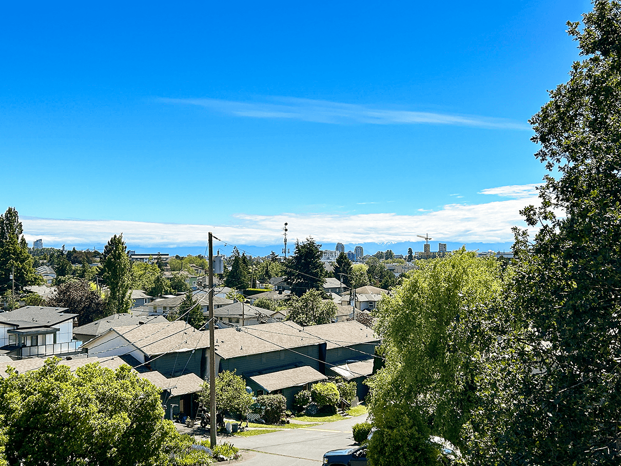 Mainstreet Victoria Garden Apartments — 2 Bedrooms - Photo 12